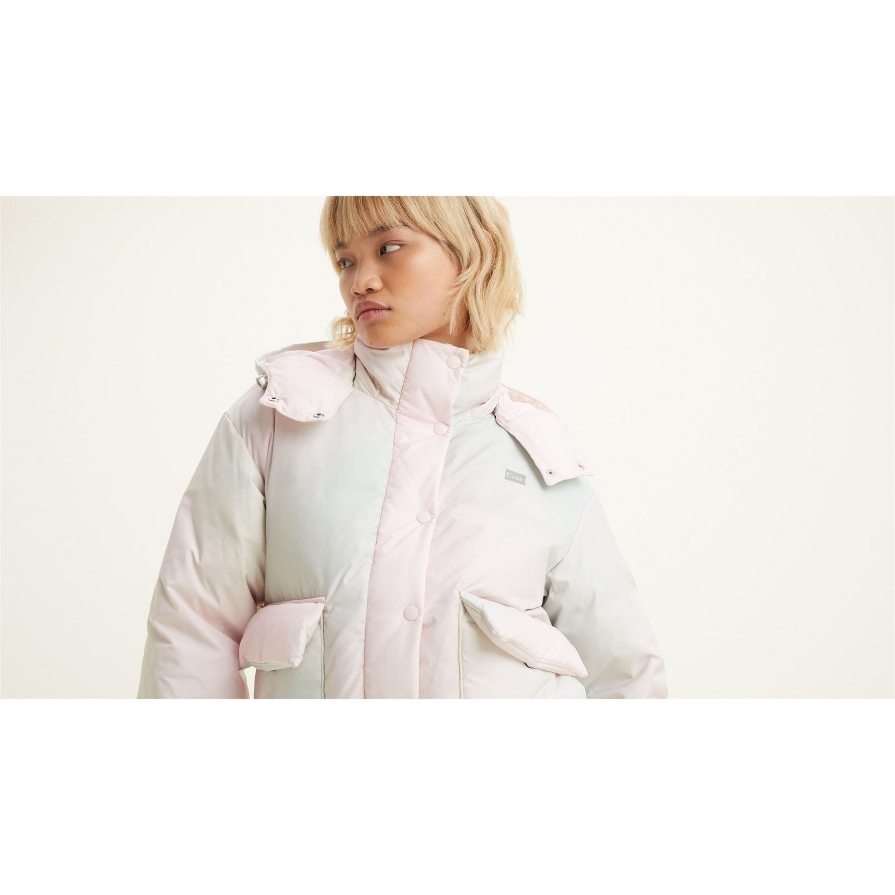 Levis Levis Cropped Hooded Long Sleeve Down Short Puffer Jacket