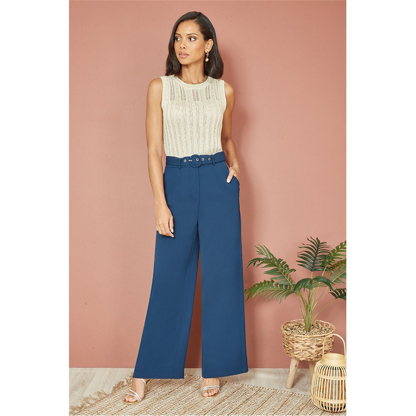 Yumi Straight Leg Crepe Trousers