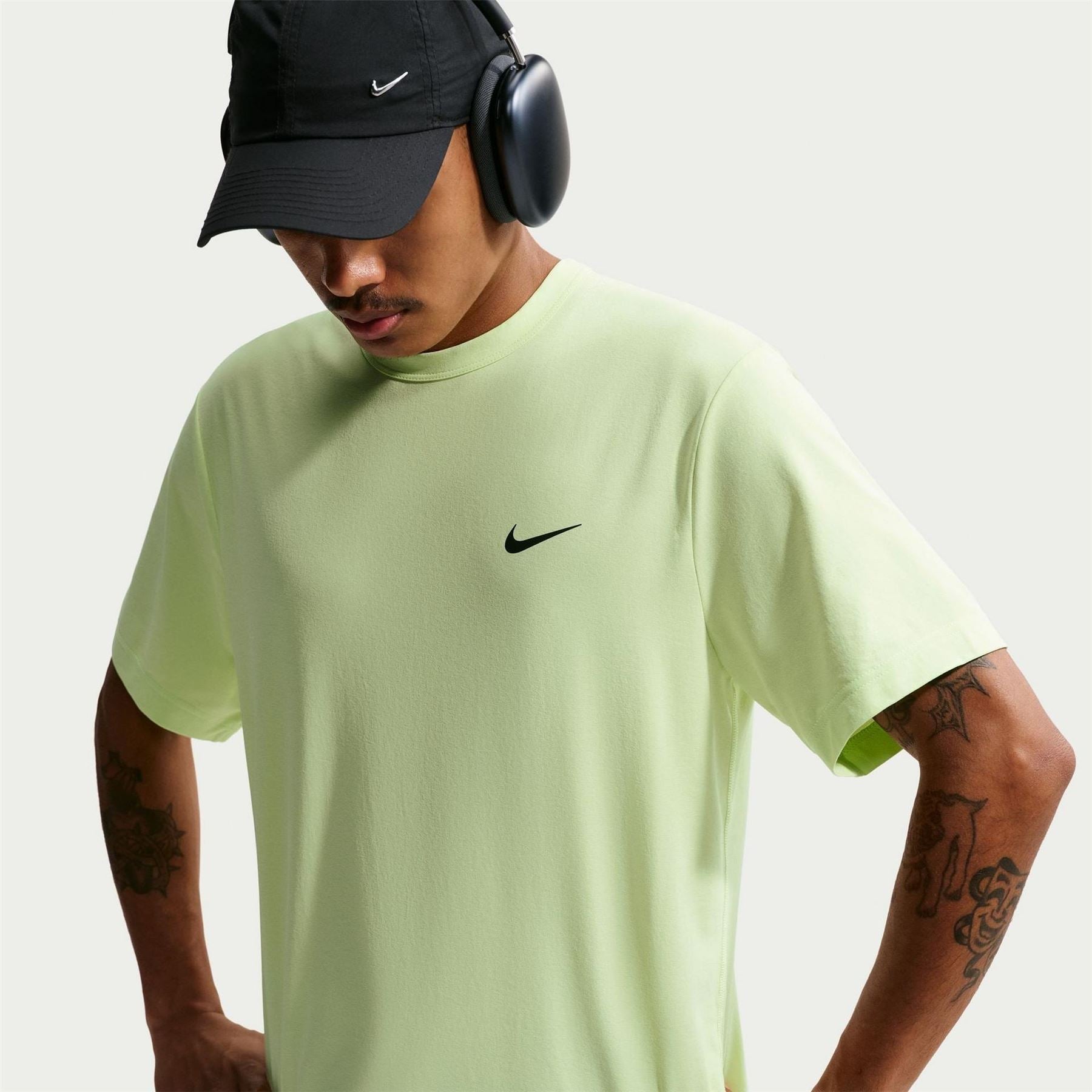 Nike Mens Dri Fit Uv Hyverse Short Sleeve Fitness Top