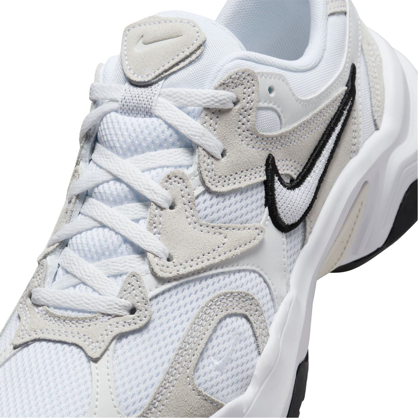 Nike A18 Flat Heel Trainers