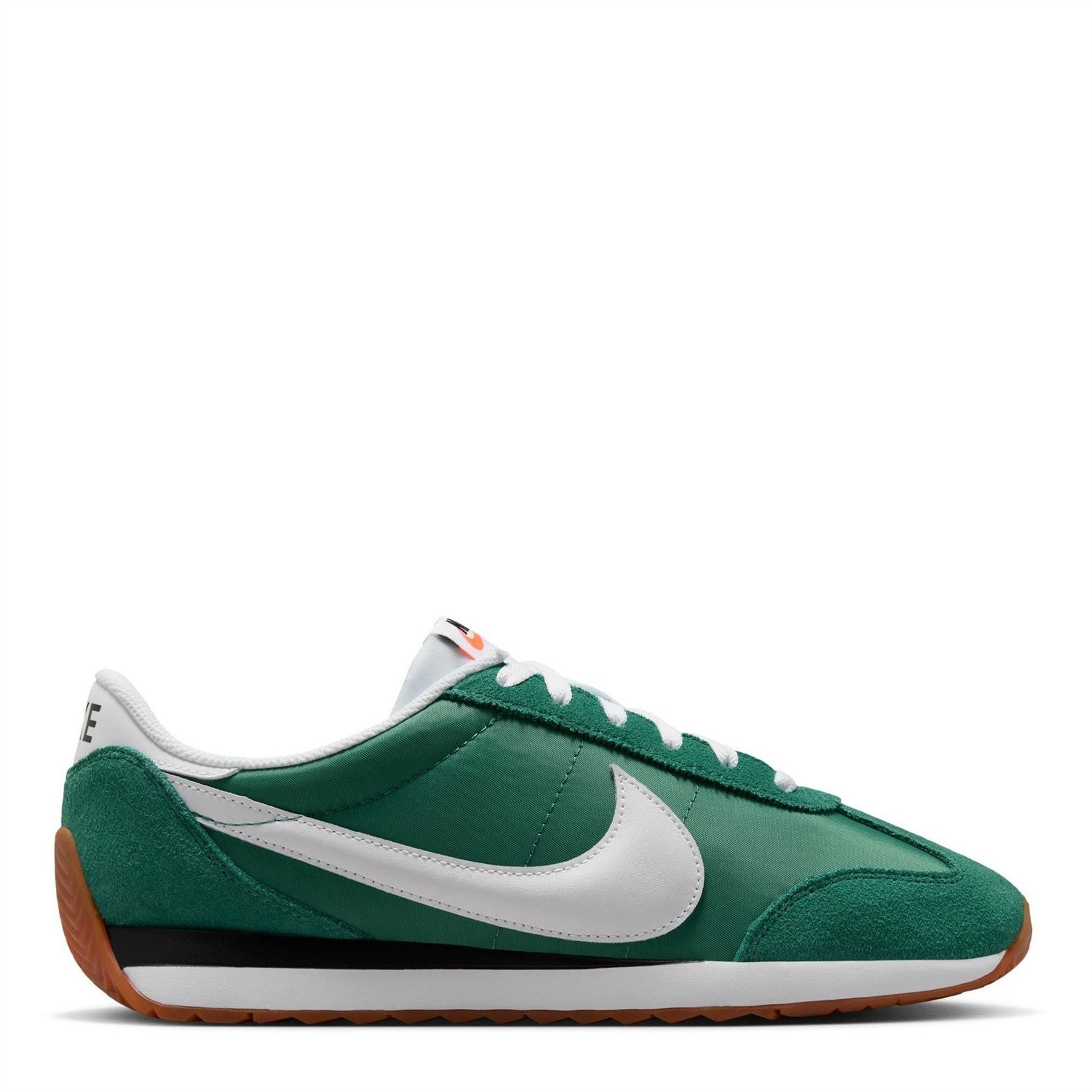 Nike Low Heel Round Toe Low Top Sneakers
