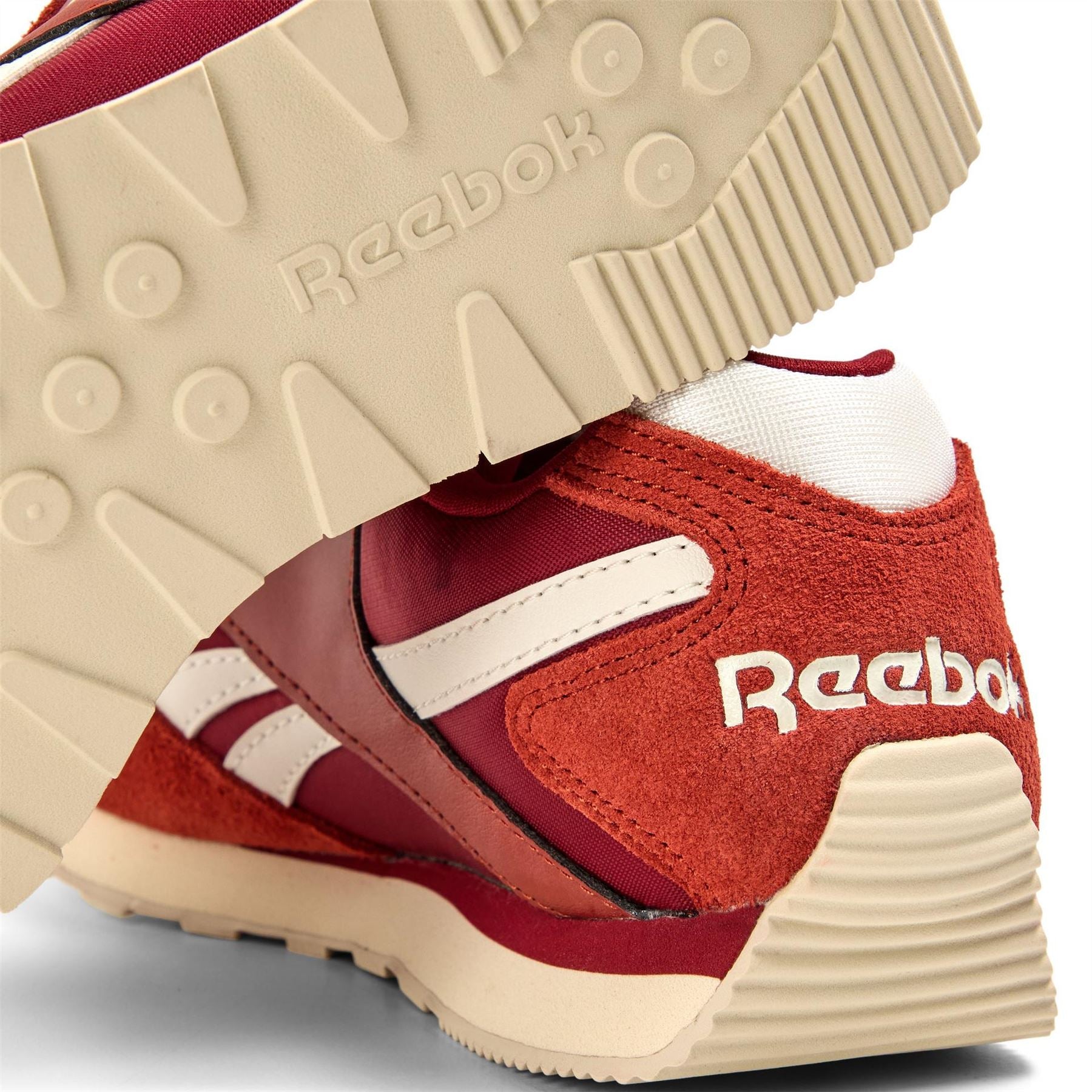 Reebok Glide Low Trainers