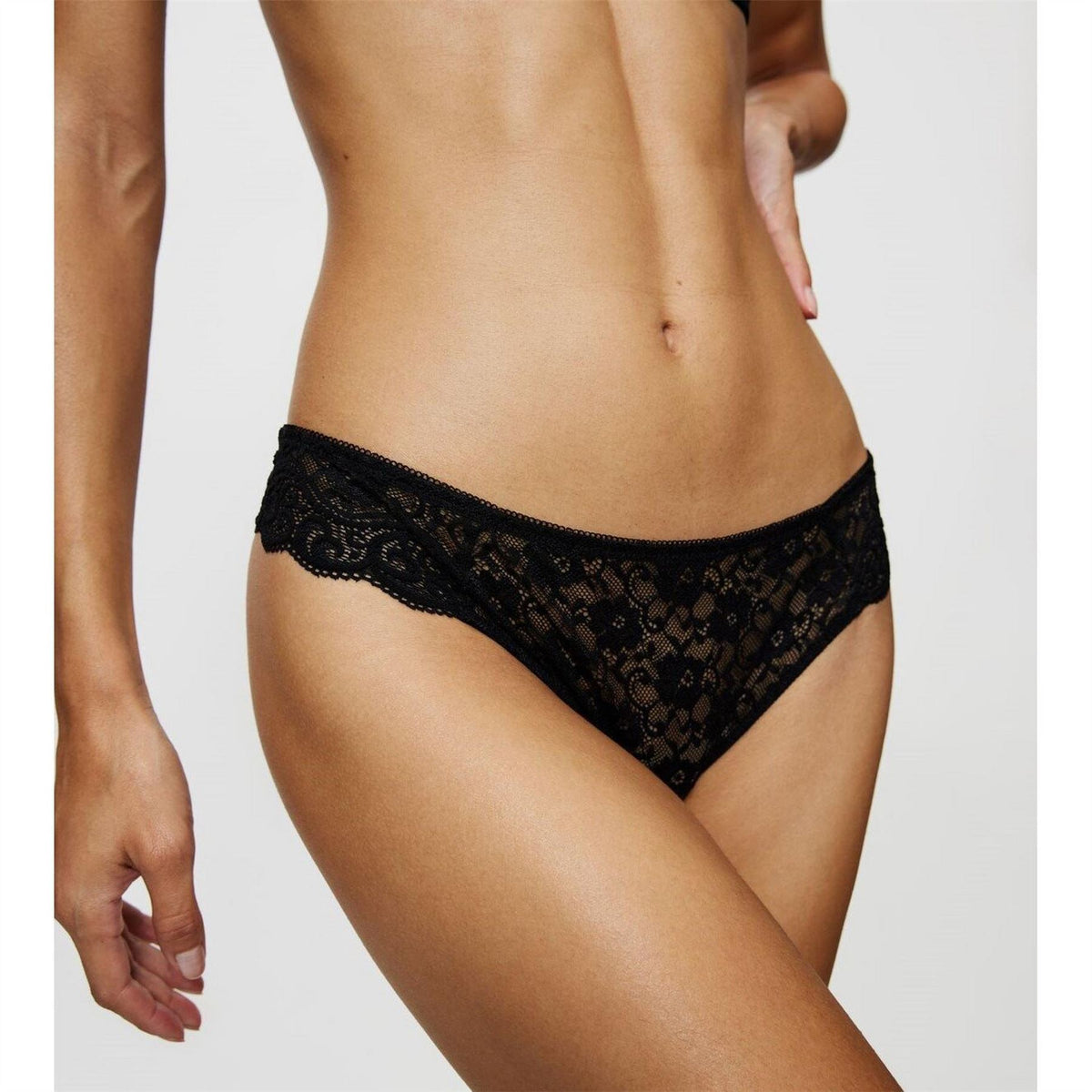 Triumph Thong