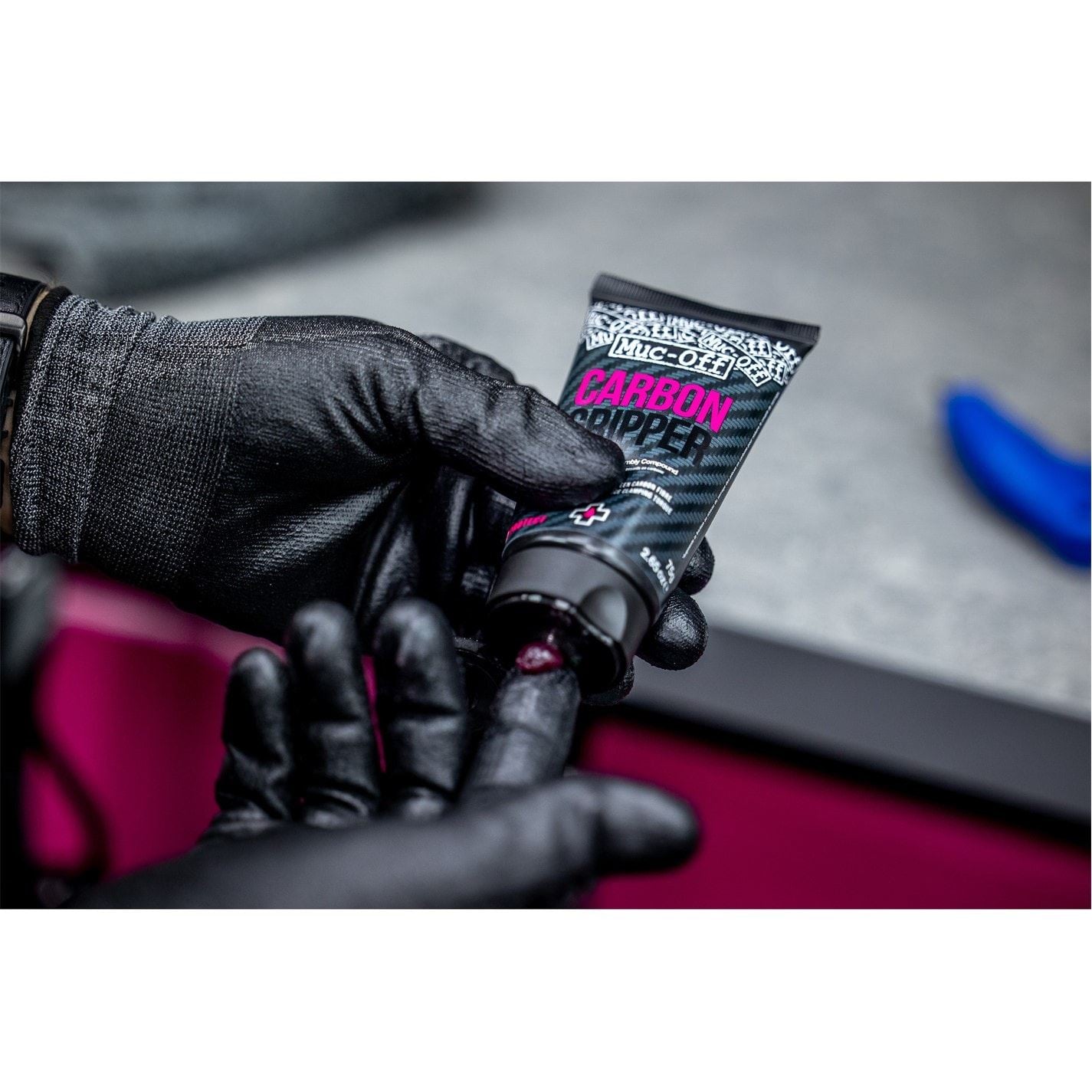 Muc-Off Off Carbon Gripper