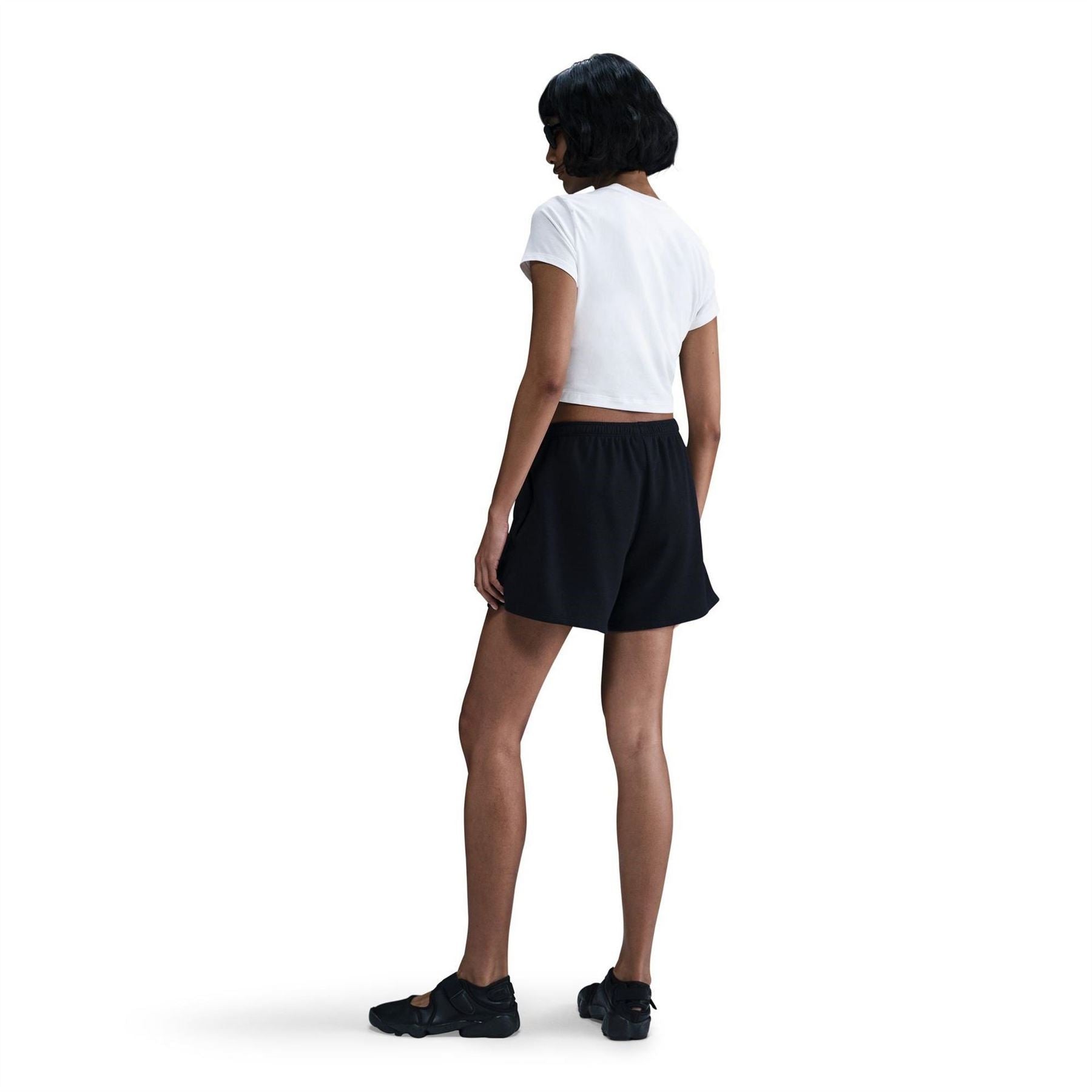 Nike Cropped Relaxed Fit Crew Neck T-Shirt