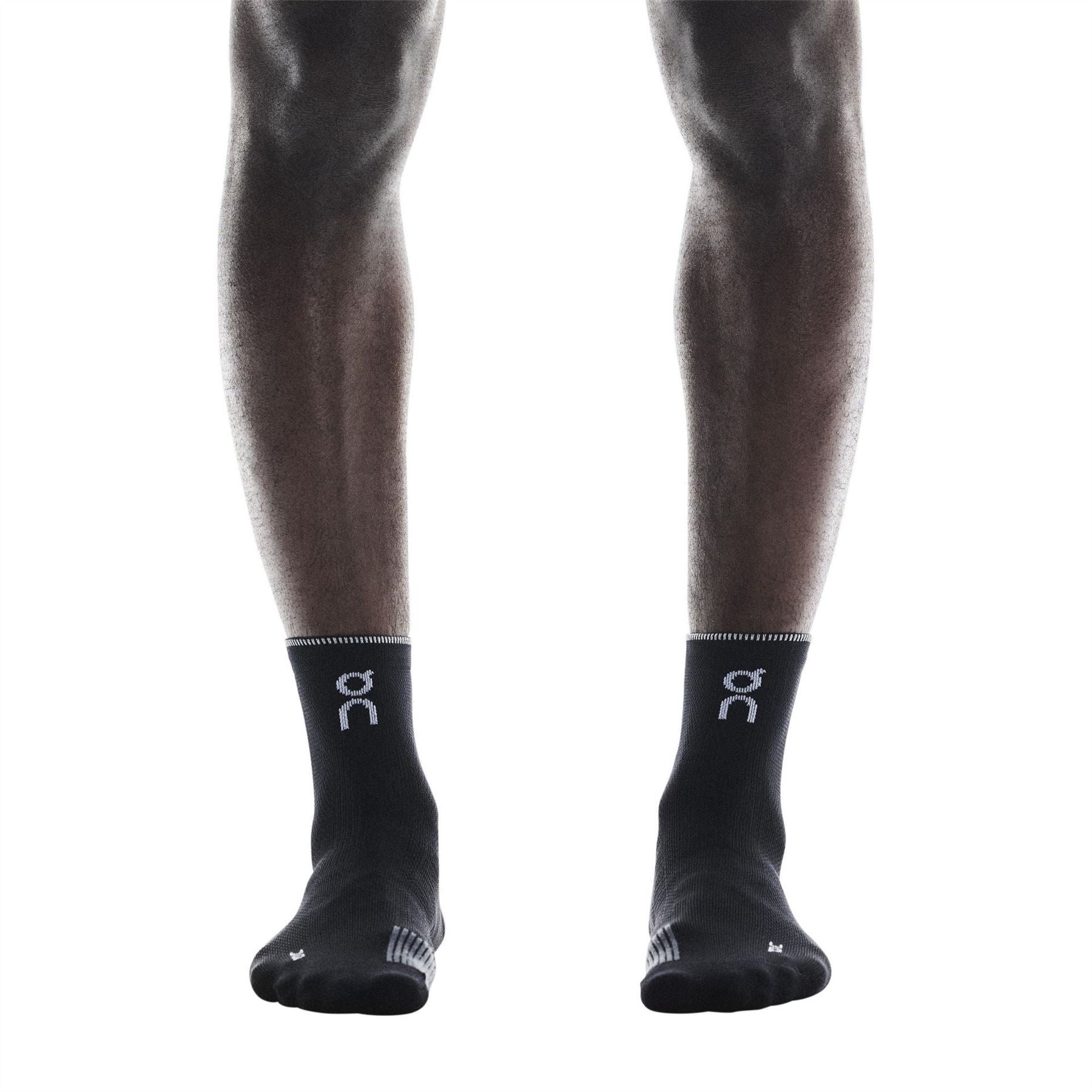 On Adults Quarter Socks