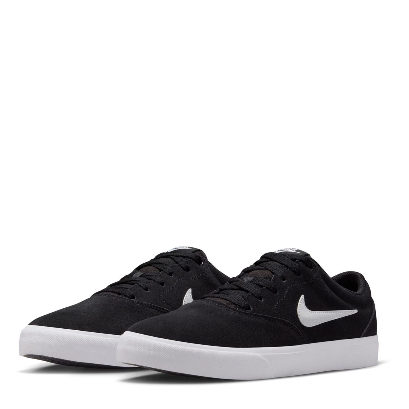 Nike Charge Low Top Lace-Up Skate Shoes