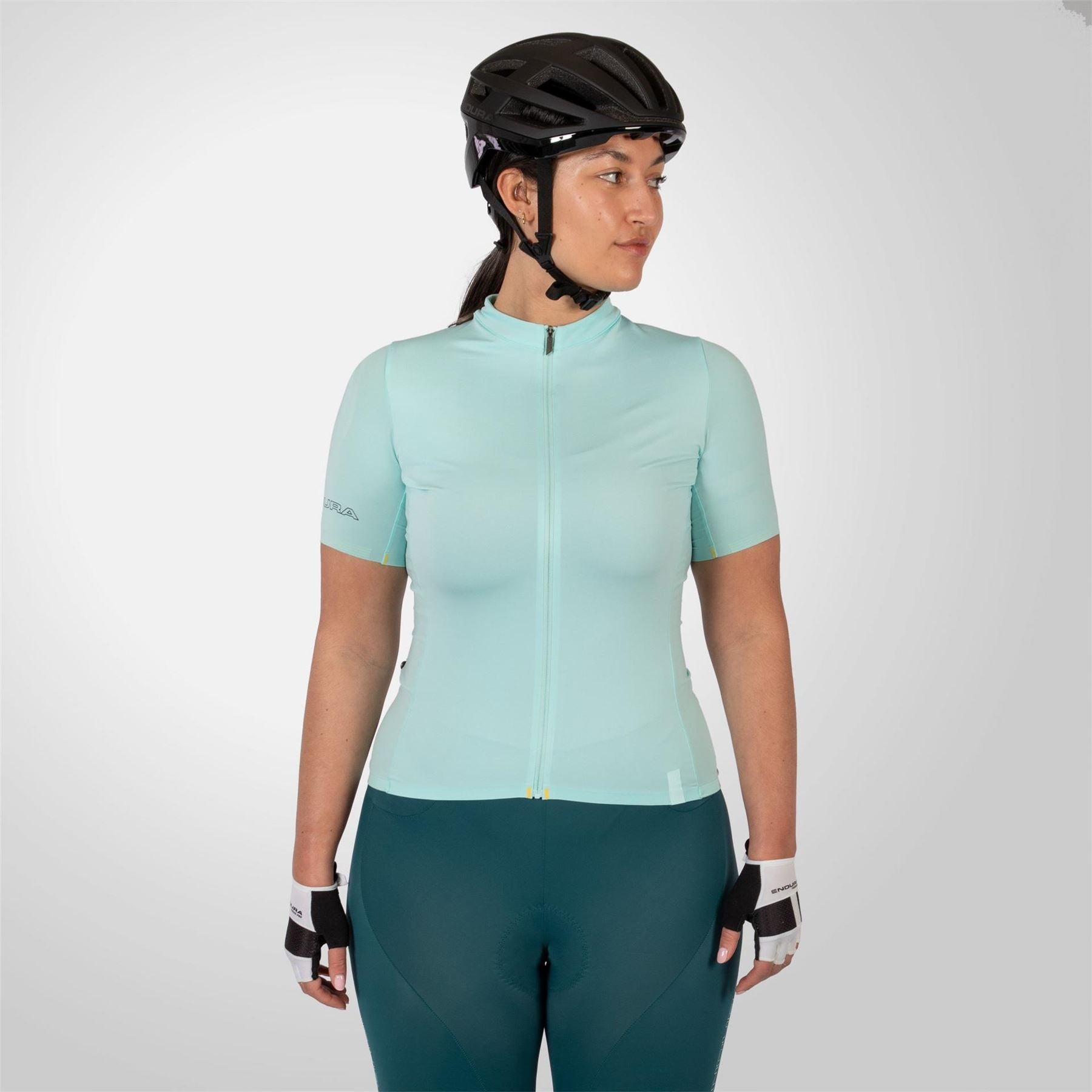 Endura Zipped Pocket Mock Neck Raglan Sleeve Jersey