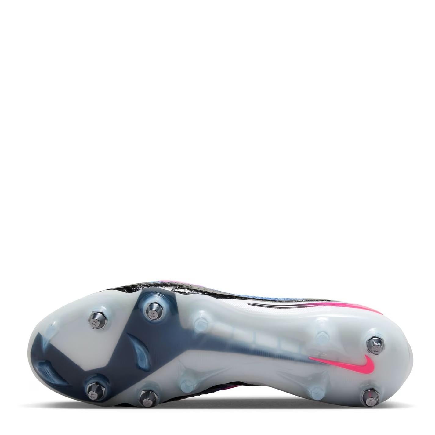 Nike Phantom 6 Low Elite Adults Soft Ground Football Boots