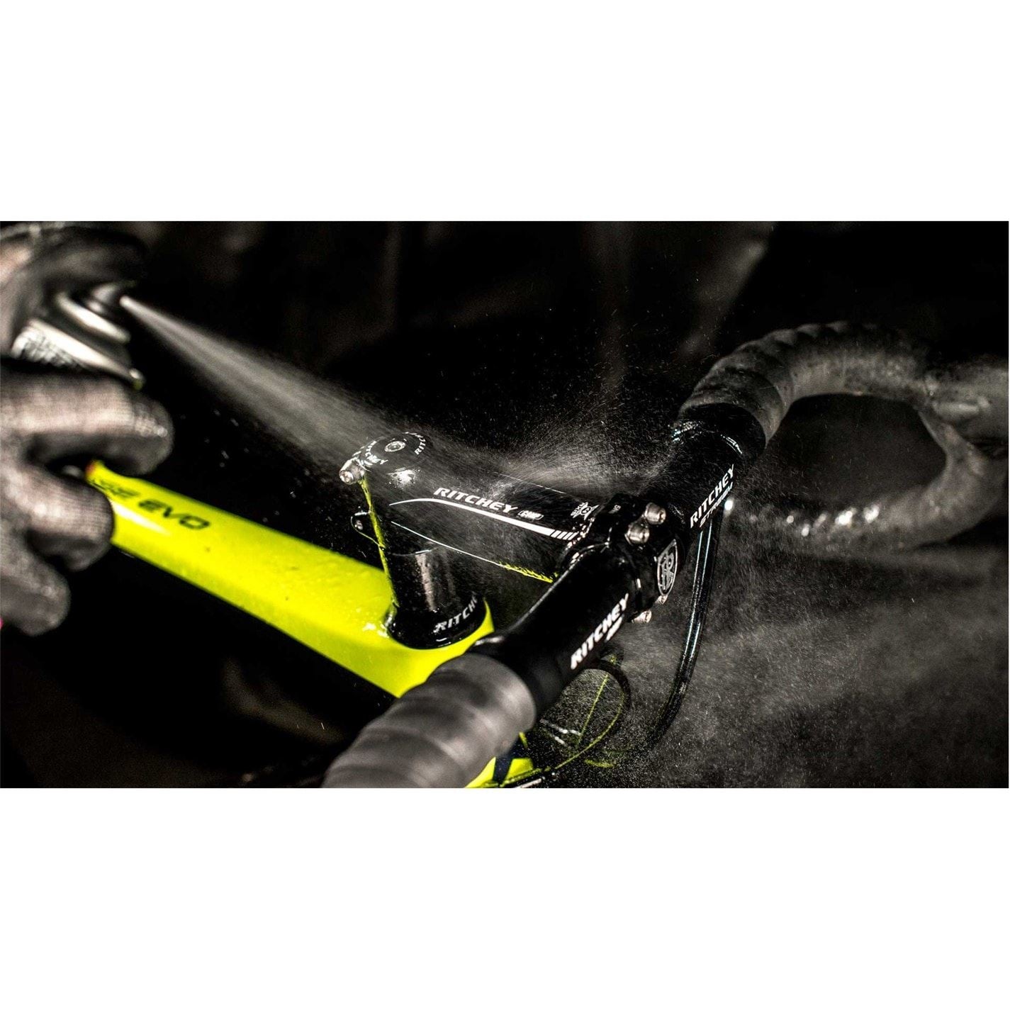 Muc-Off Off Mo 94 Protect And Shine Spray