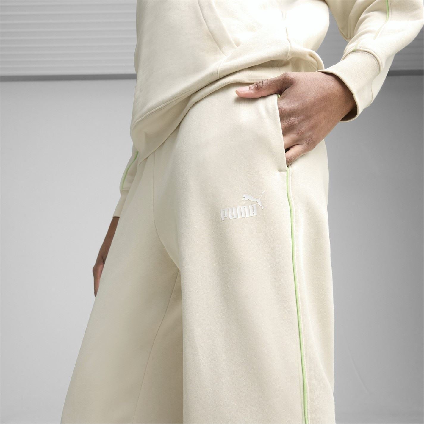 Puma Womens Sport Comfort Sweatpants Tr Cl Joggers