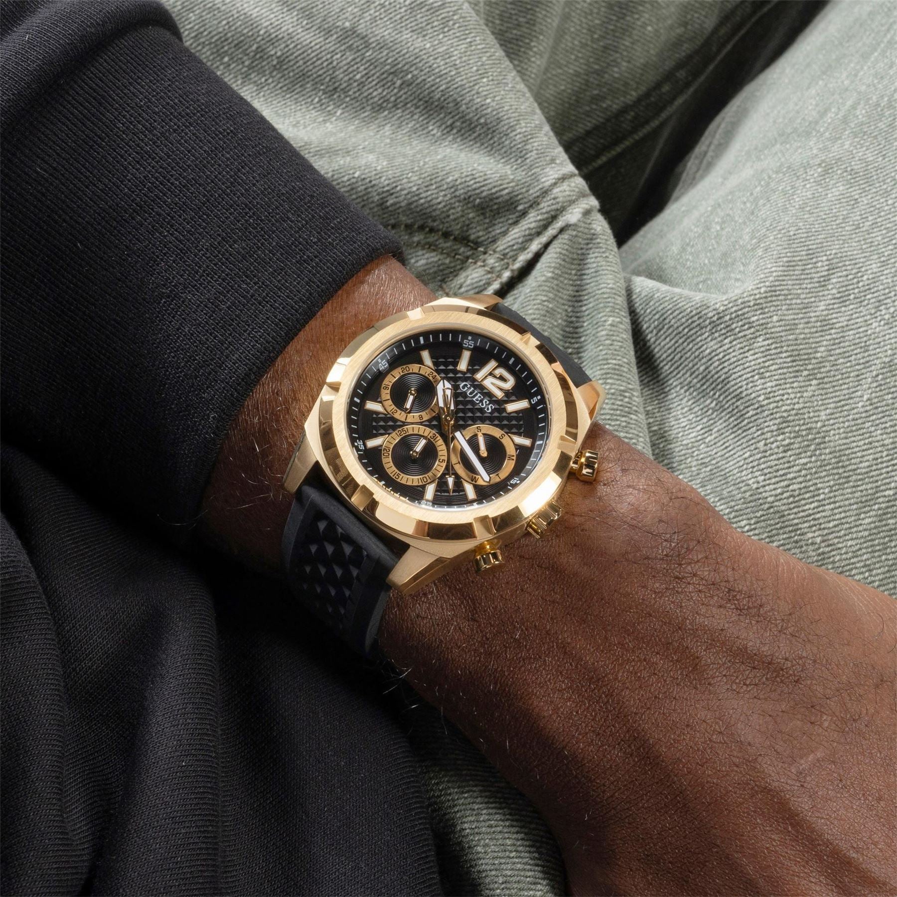 Guess Sn71 Analogue Quartz Watch