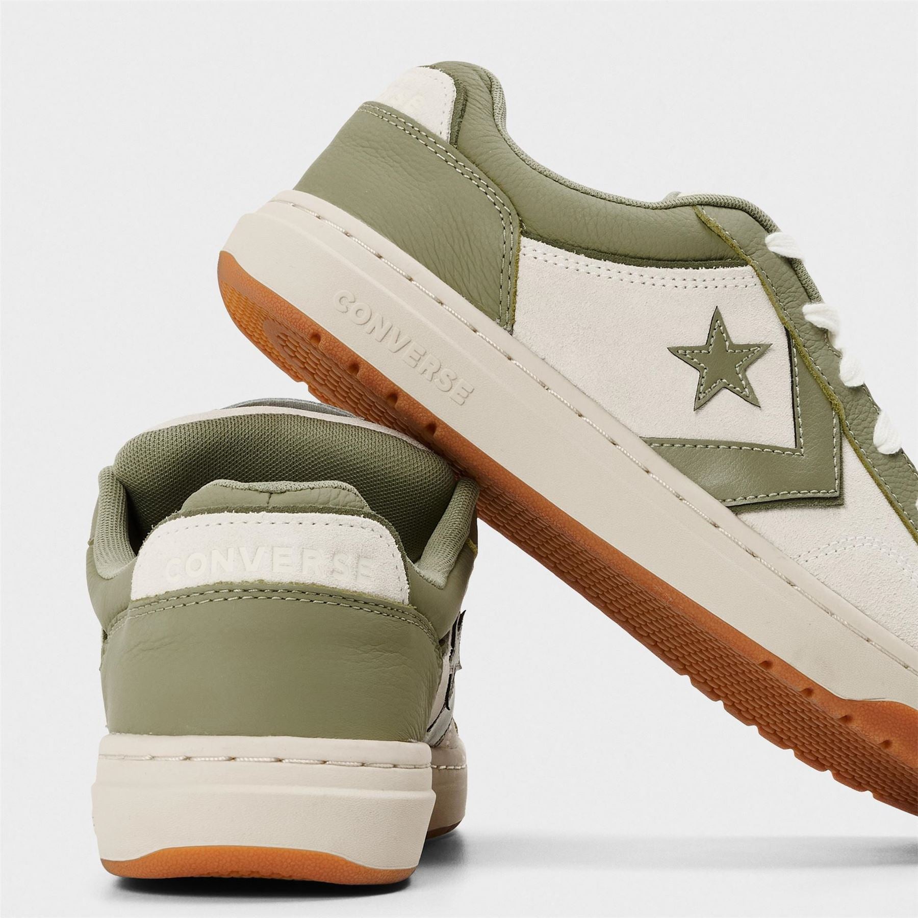 Converse Basket Canvasas Low Top Trainers