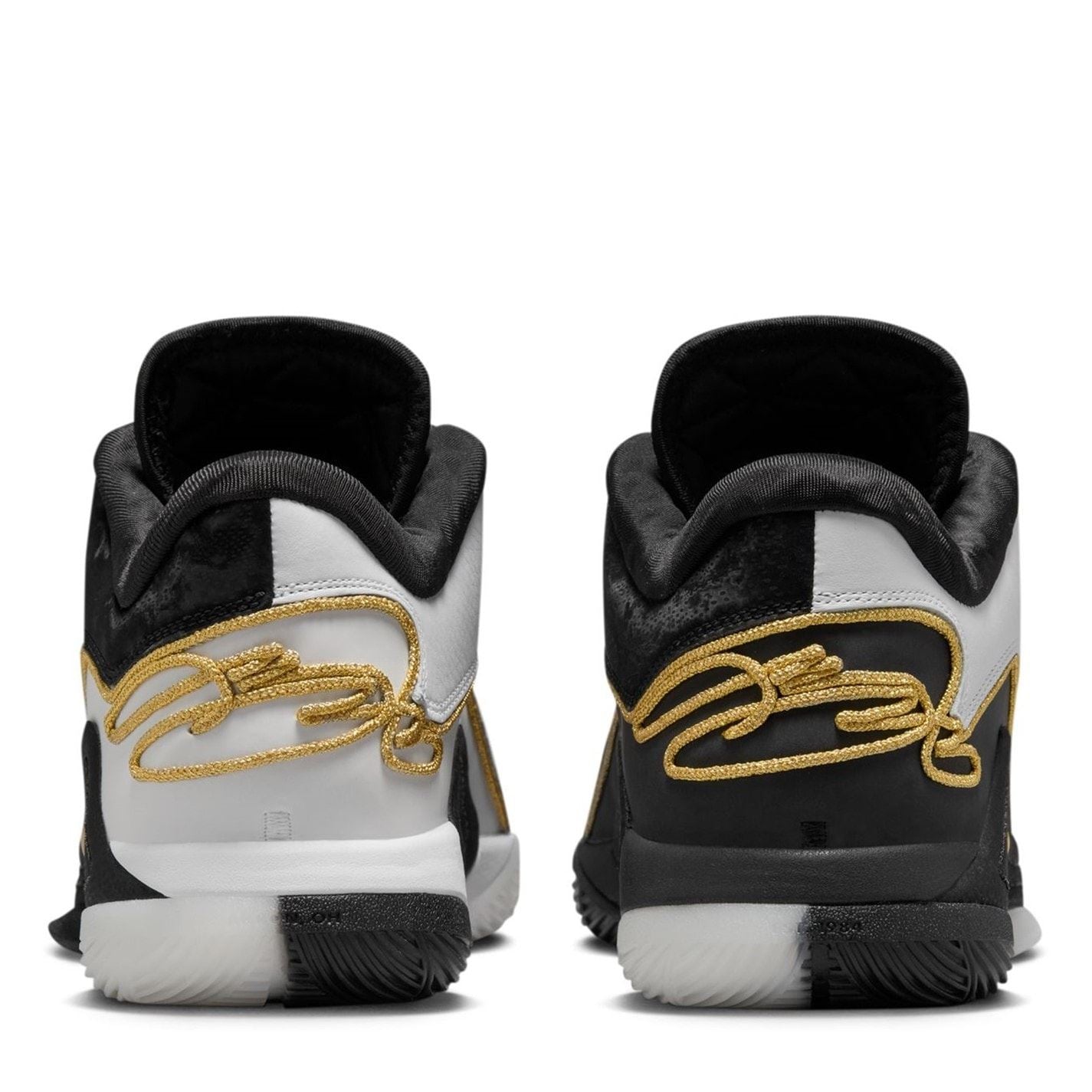 Nike Lebron XXII SN52 Graphic Print Low Top Sneakers