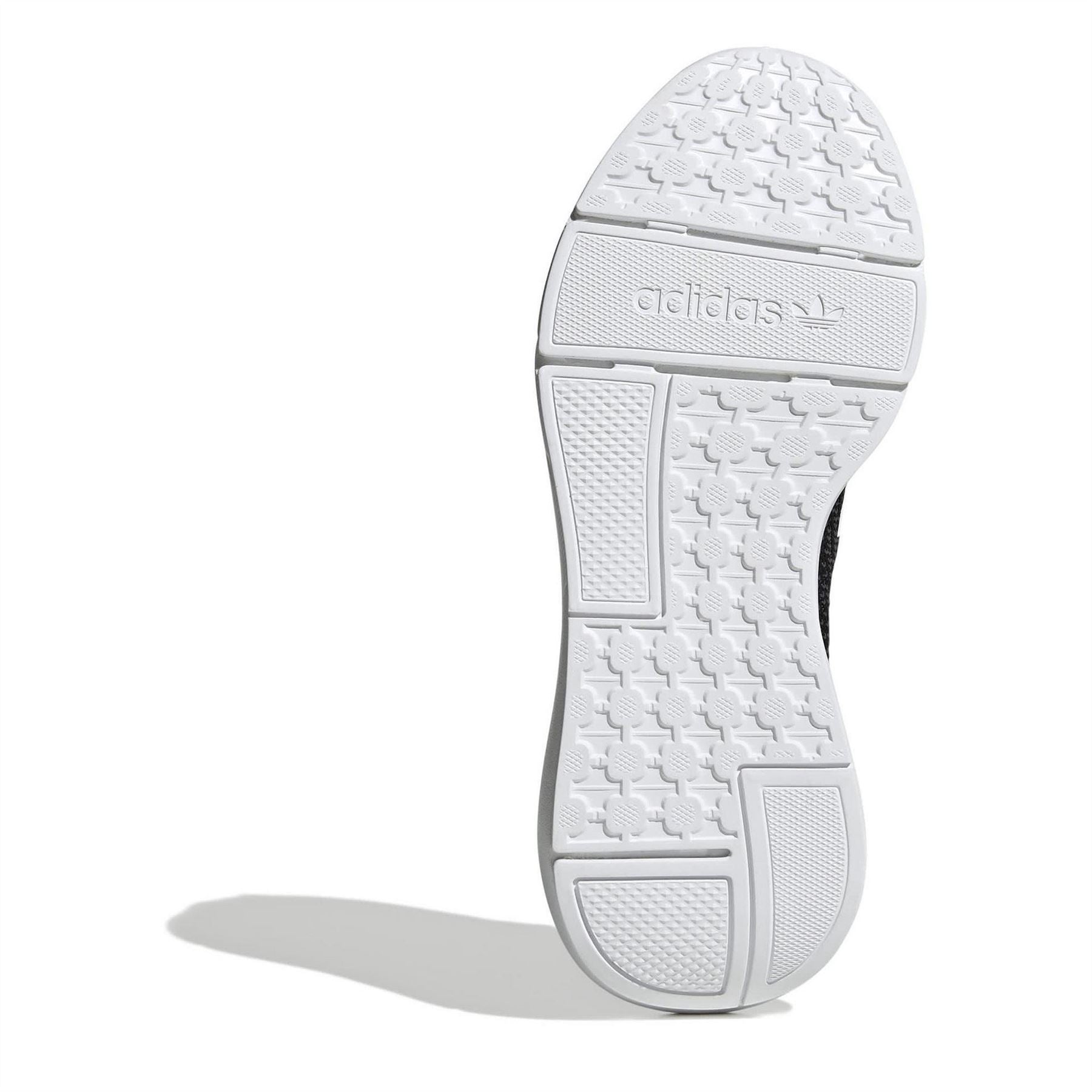 adidas Swift Run 22 Low Top Sneakers