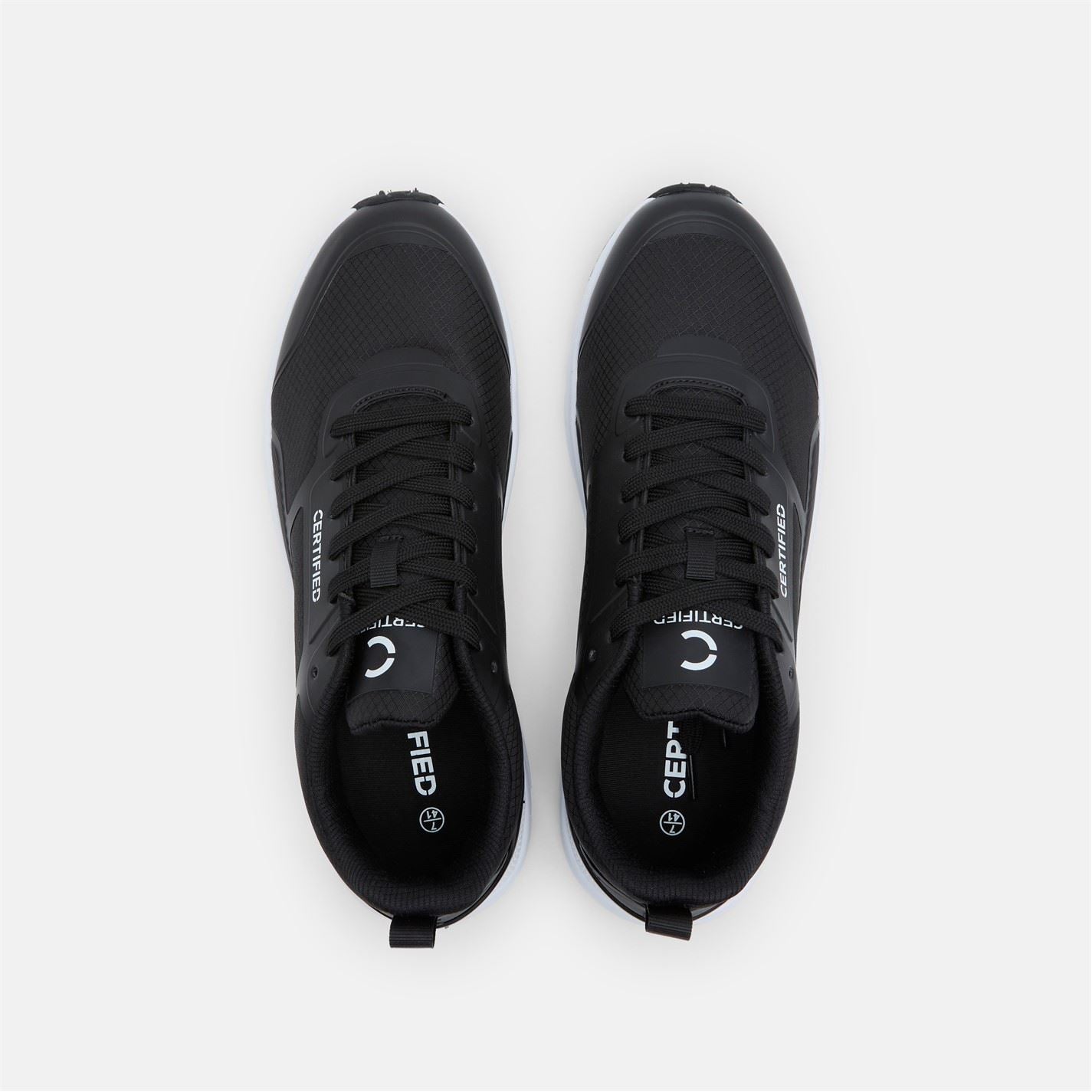 Certified CT 475 Low Top Lace-Up Sneakers