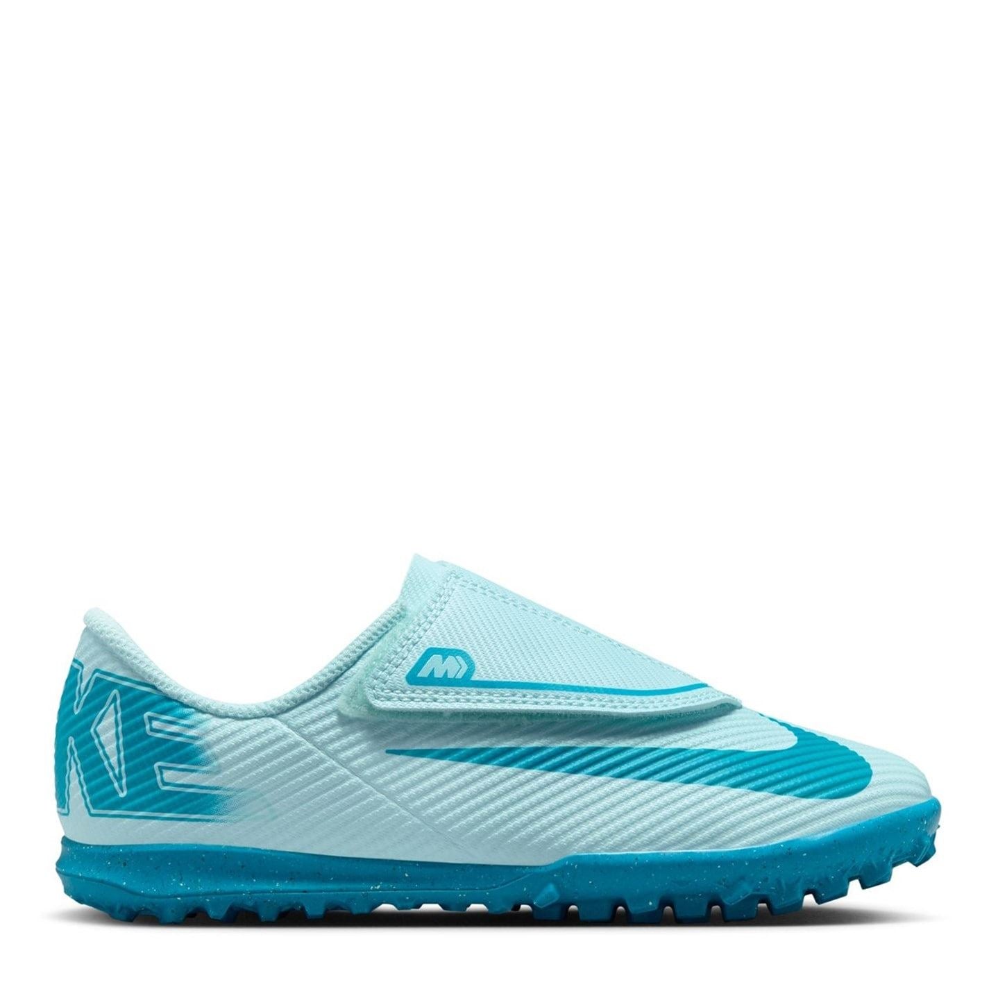 nike football astro turf