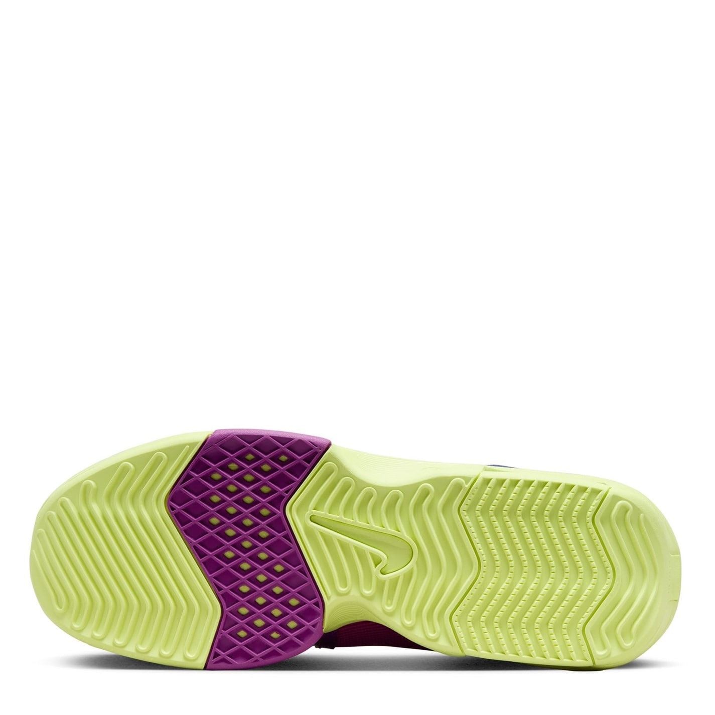 Nike Lebron Witness VIII Mid Top Basketball Sneakers
