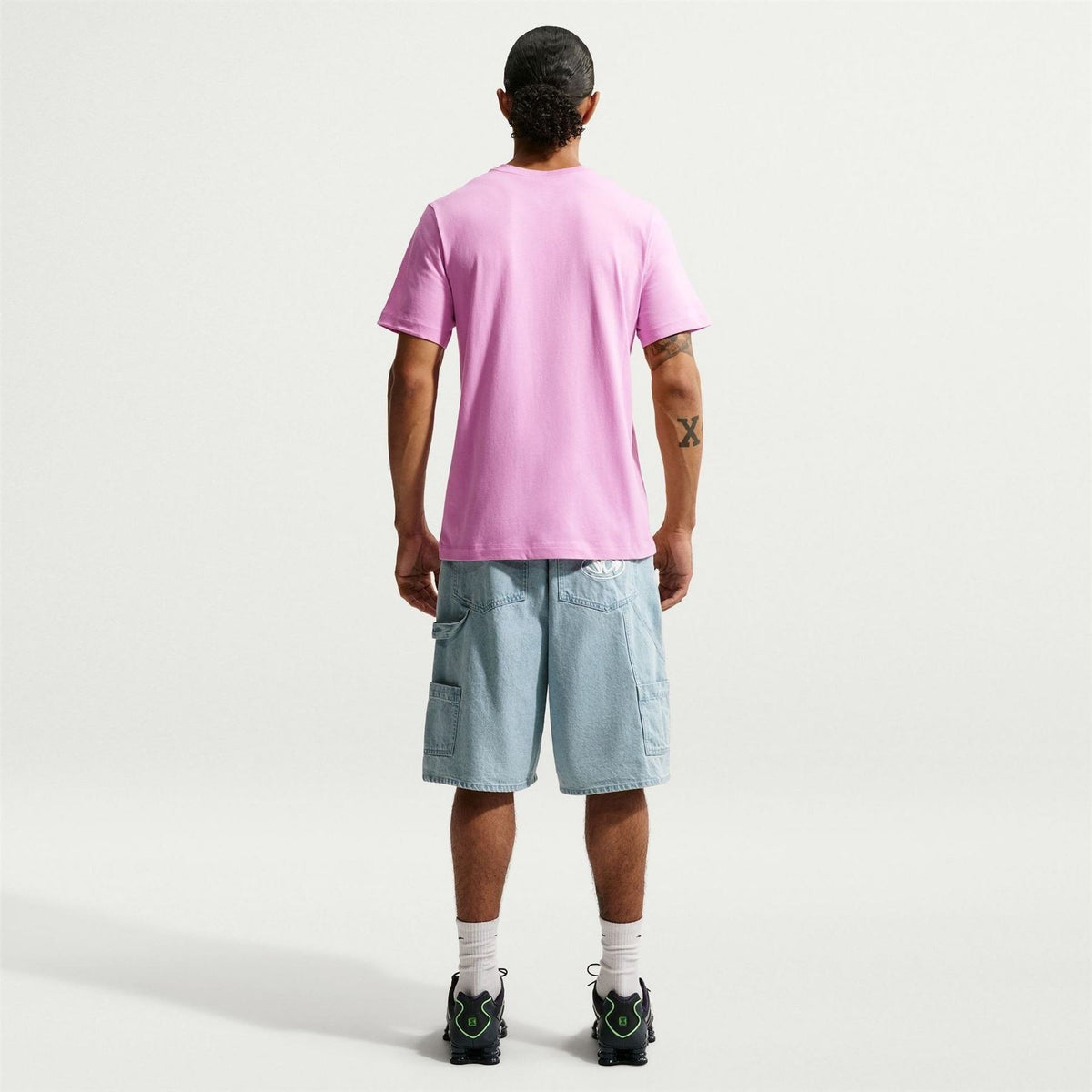 Nike Mens Sportswear Club T-Shirt
