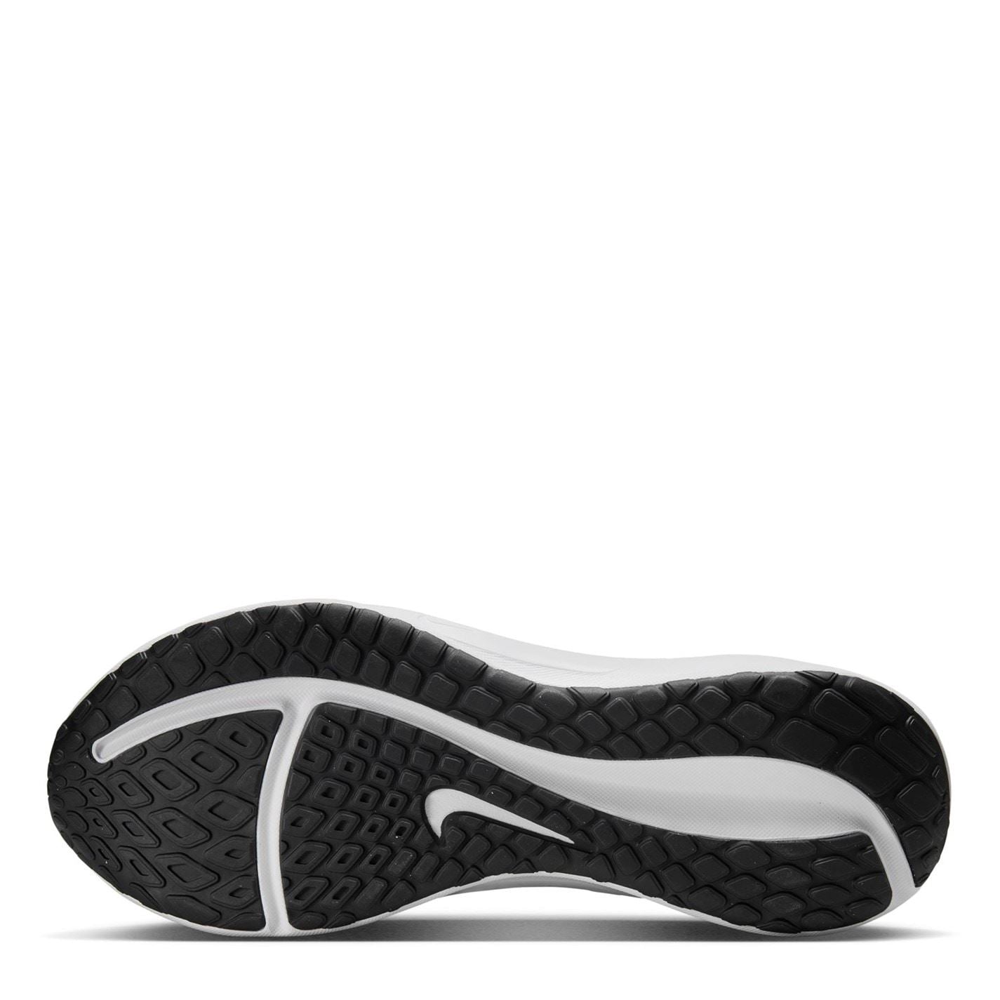 Nike Downshifter 13