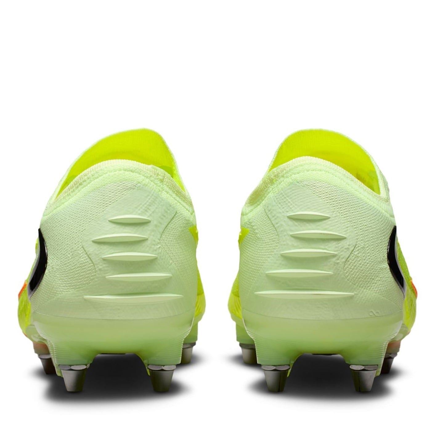 Nike Phantom 6 Low Elite Adults Soft Ground Football Boots