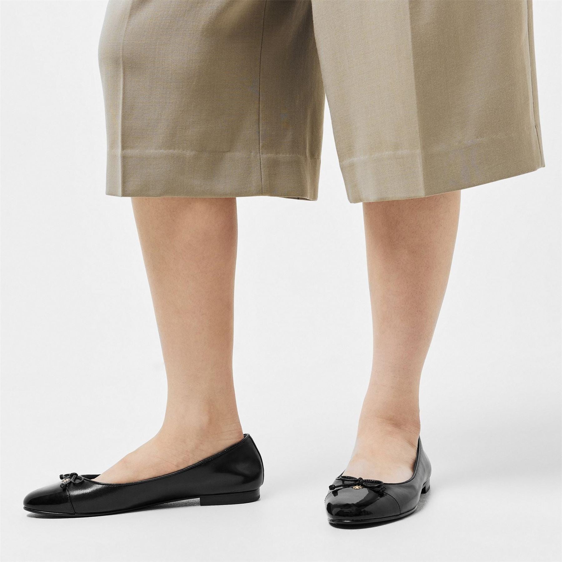 Tory Burch Toe Ballet Flats
