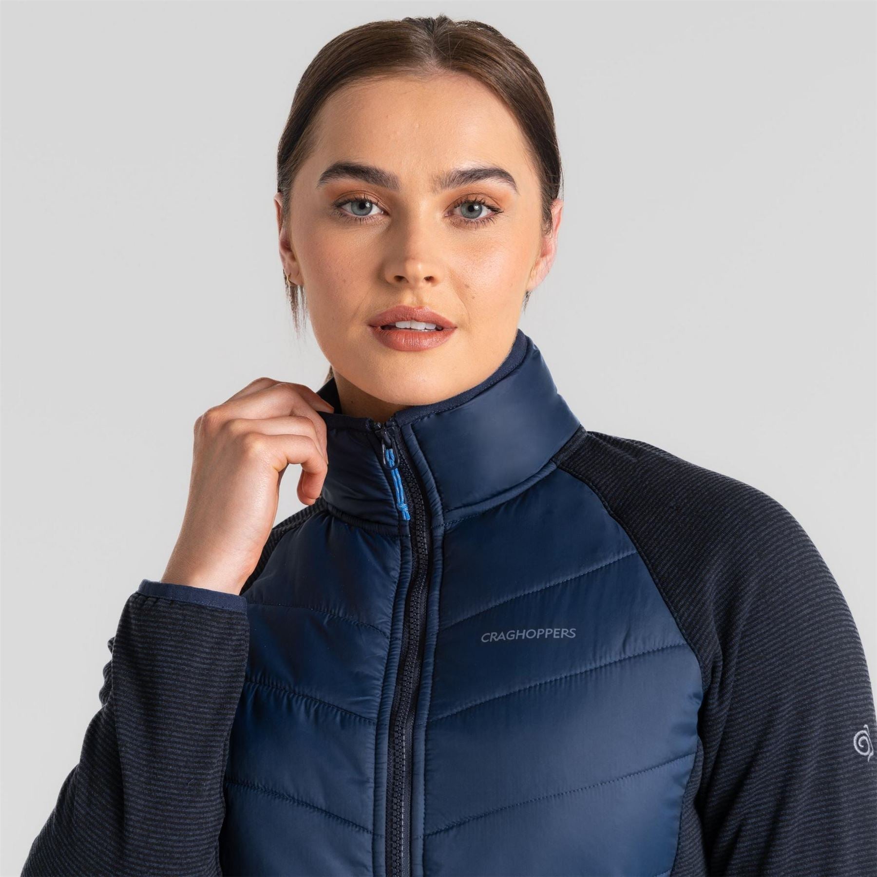 Craghoppers Crmla Solid Patterned Zipped Pocket Hybrid Jacket