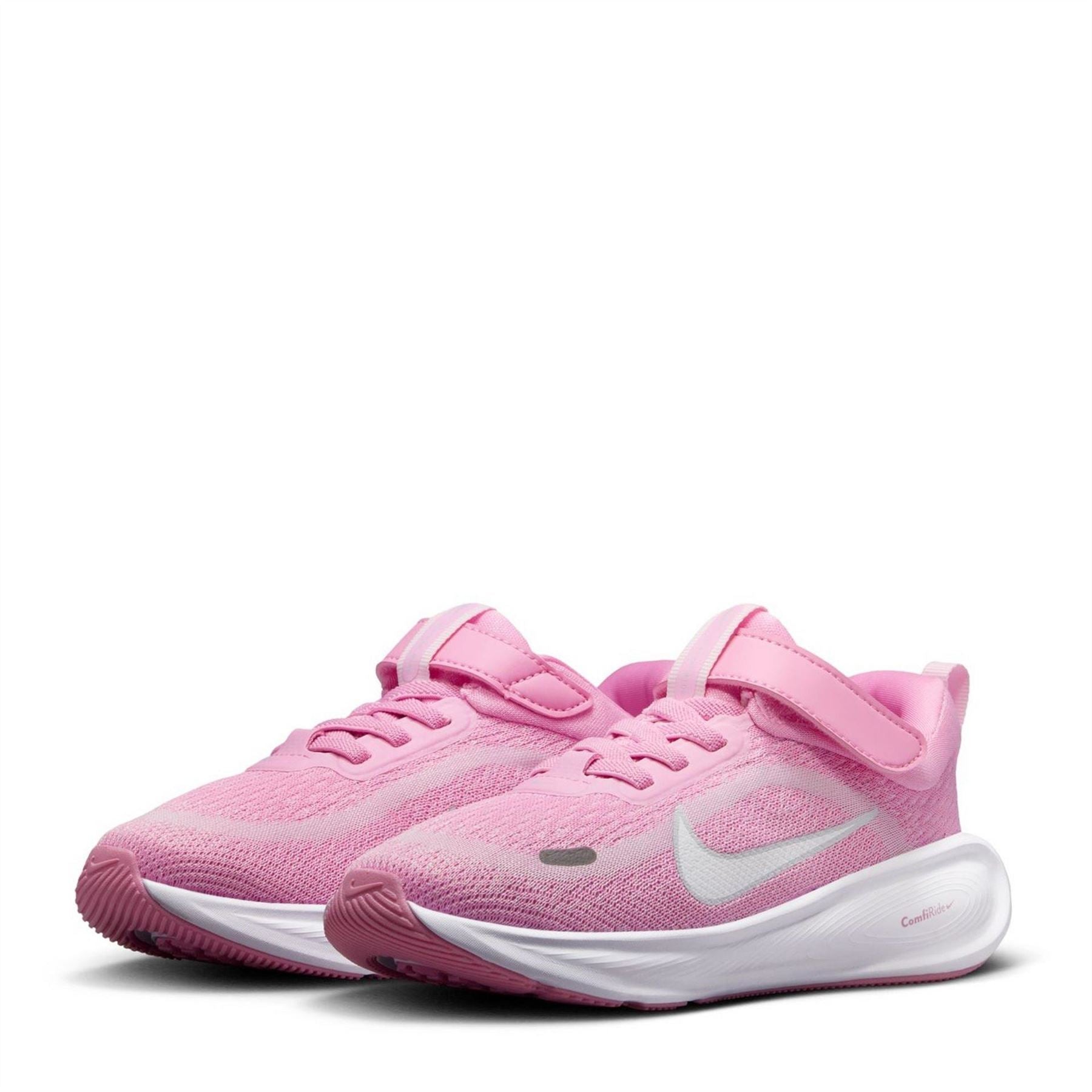 Nike Stellar Ride Low Top Lace-Up Sneakers