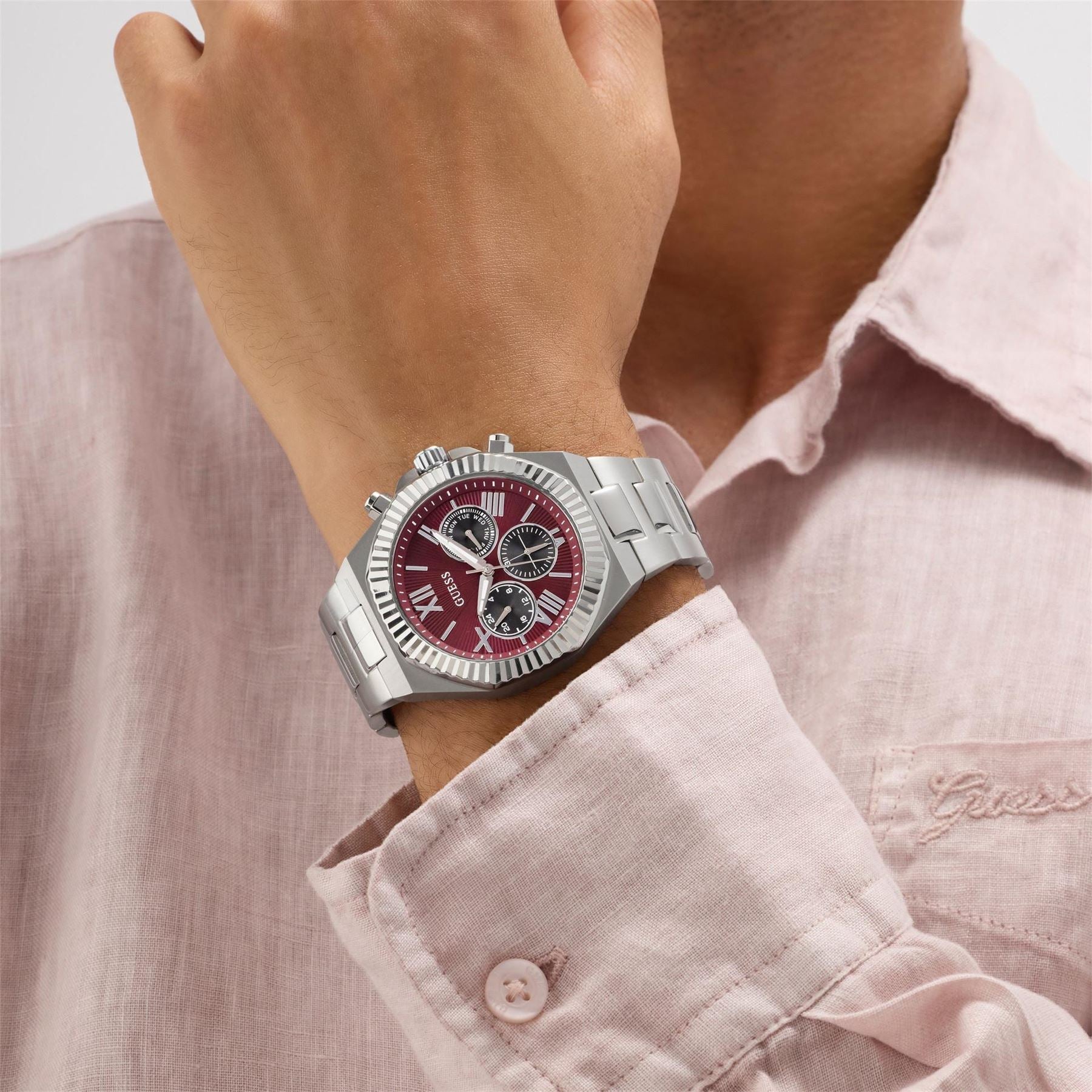 Guess Equity Watch Sn63