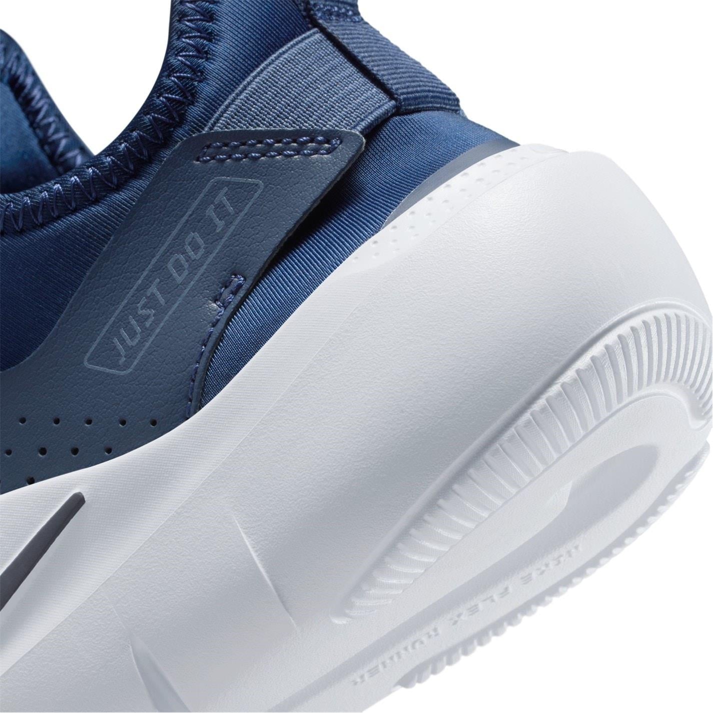 Nike Flex Runner 4 Slip-On Sneakers