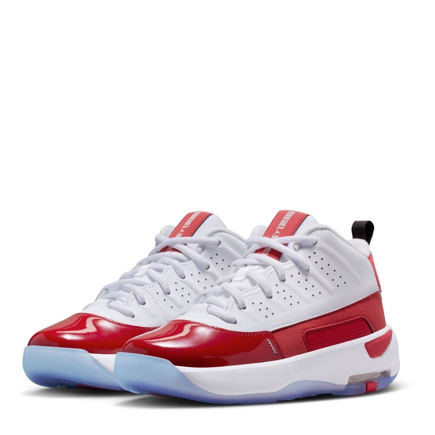 Air Jordan Max Aura Basketball Trainers