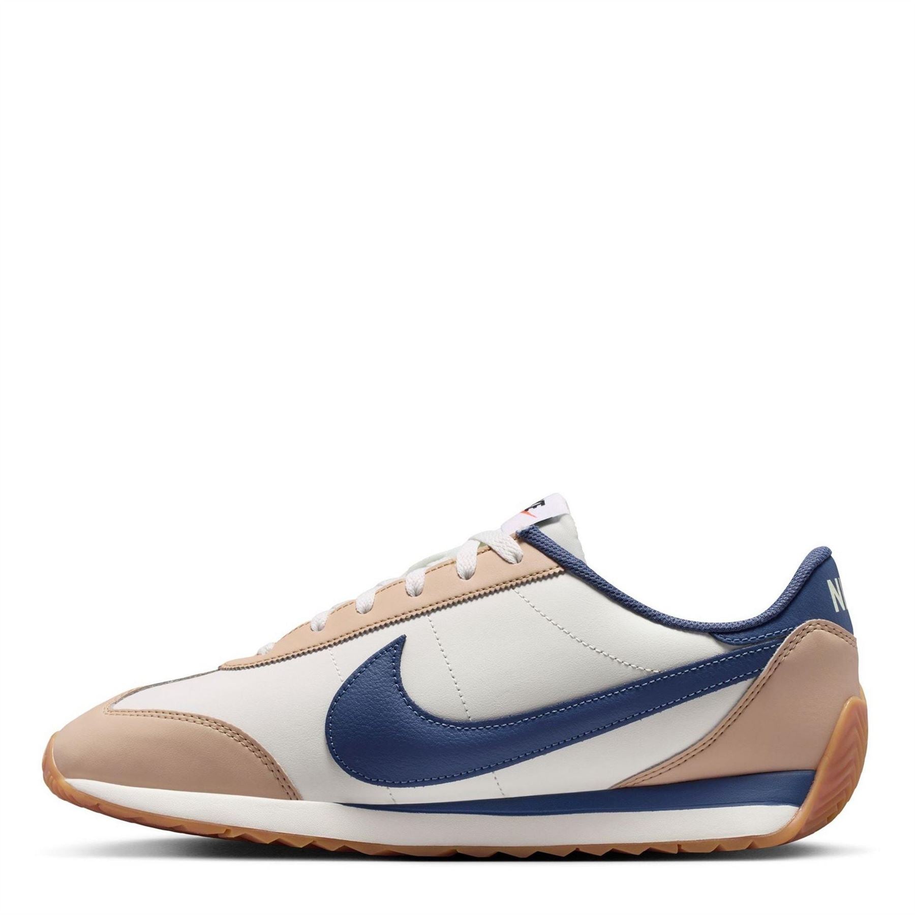 Nike Low Heel Round Toe Low Top Sneakers