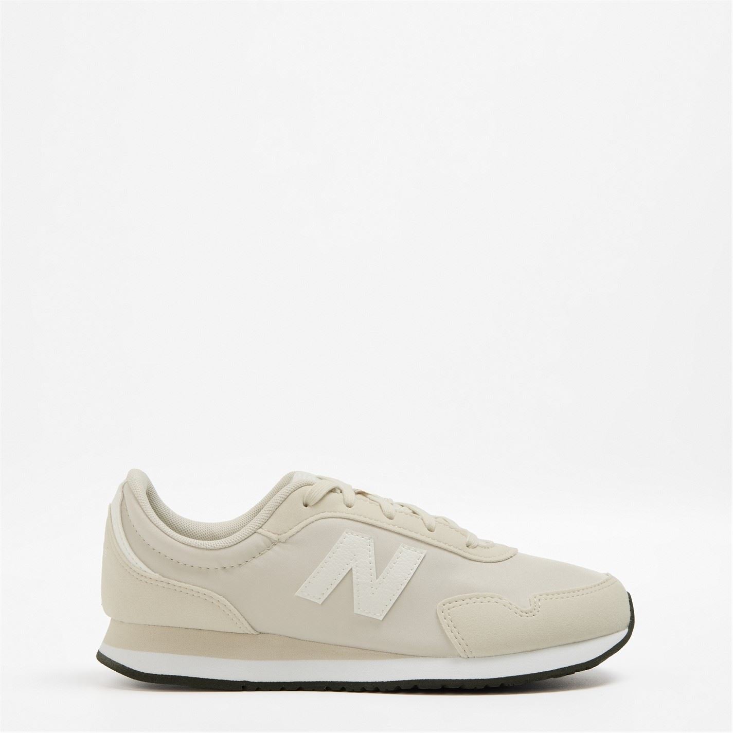 New Balance Round Toe Flat Heel Low Top Sneakers