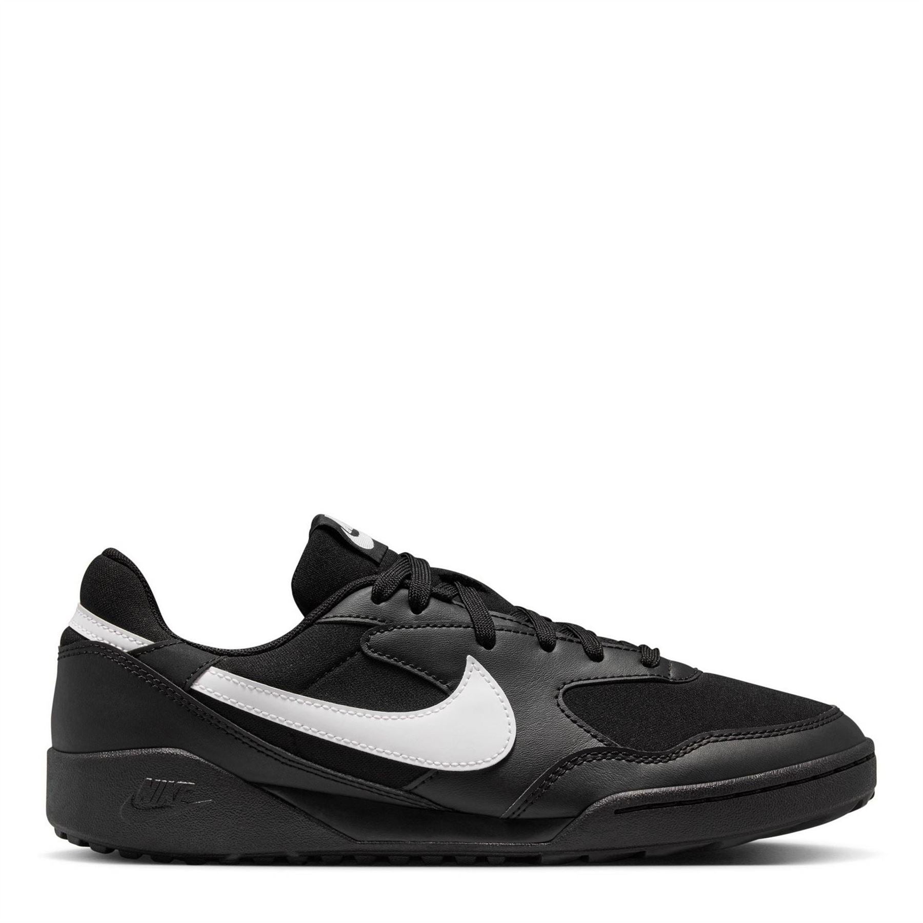 Nike Terra Manta Trainers