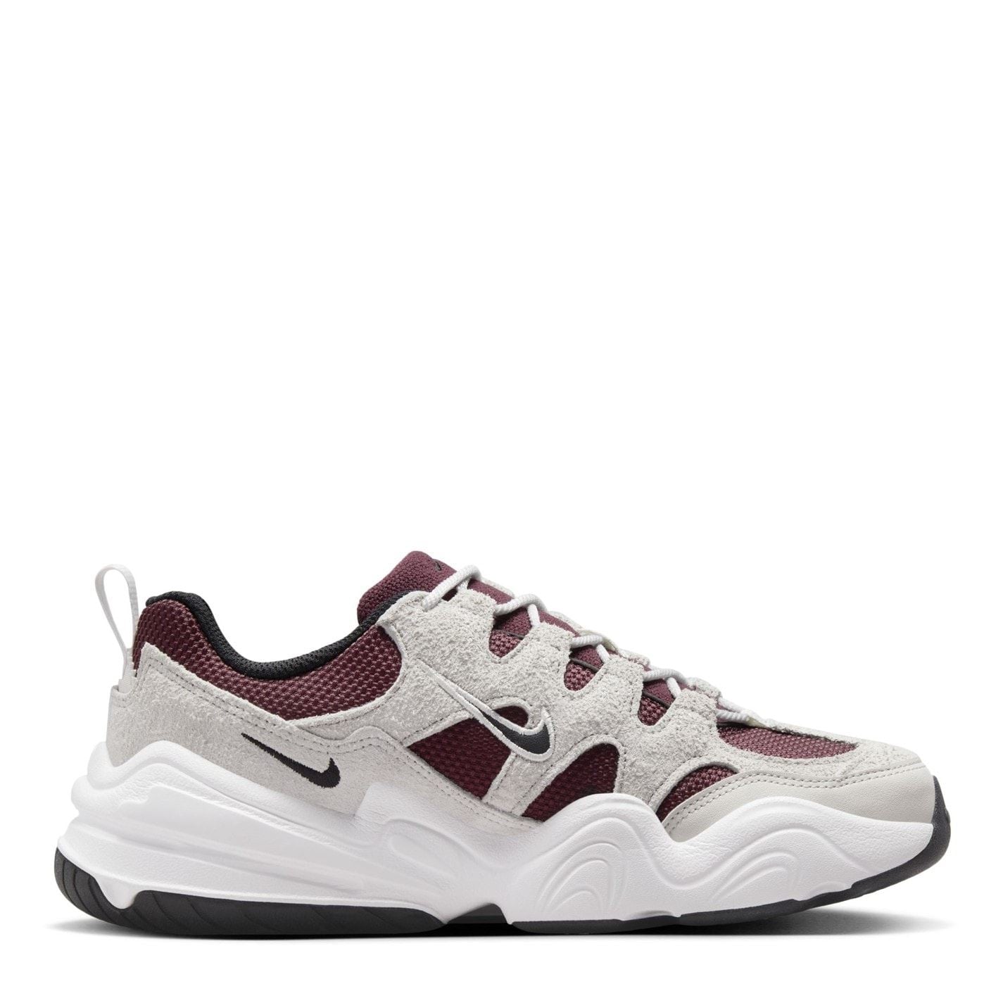 Nike Tech Hera Low Top Sneakers