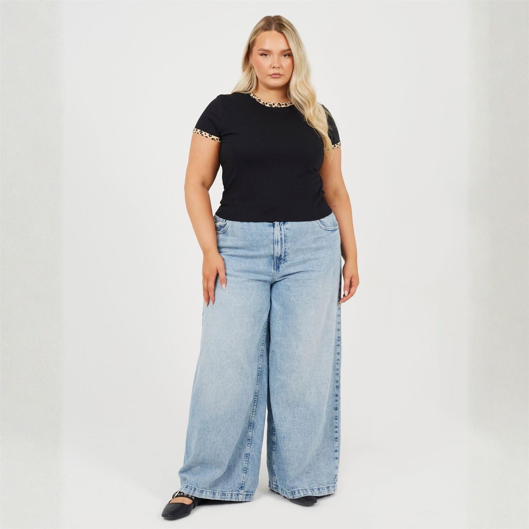 Brave Soul Plus Size Short Sleeve T Shit With Leopard Print Neck And Sleeve Rib