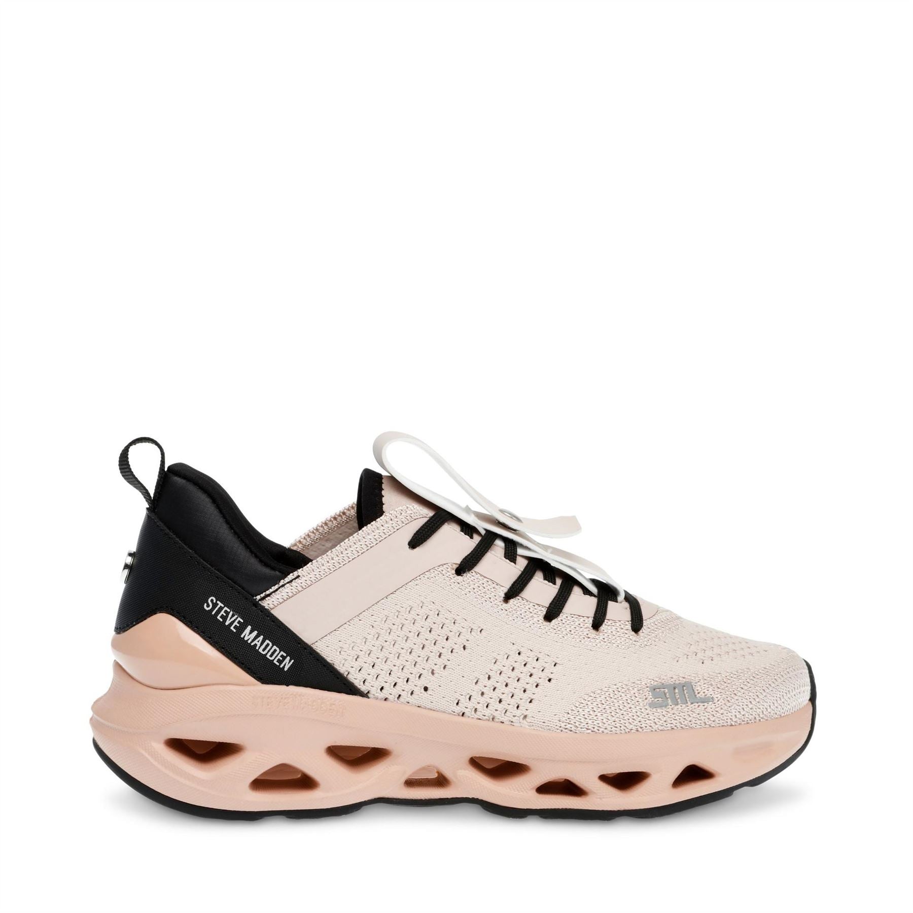 Steve Madden Surge 1 Low Top Lace-Up Sneakers