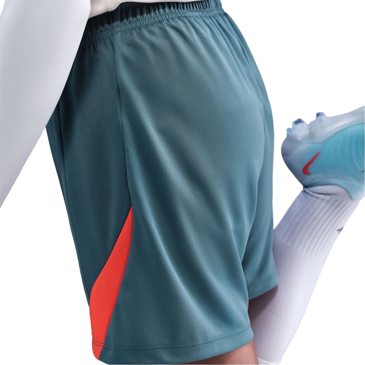 Nike Womens Strike Shorts
