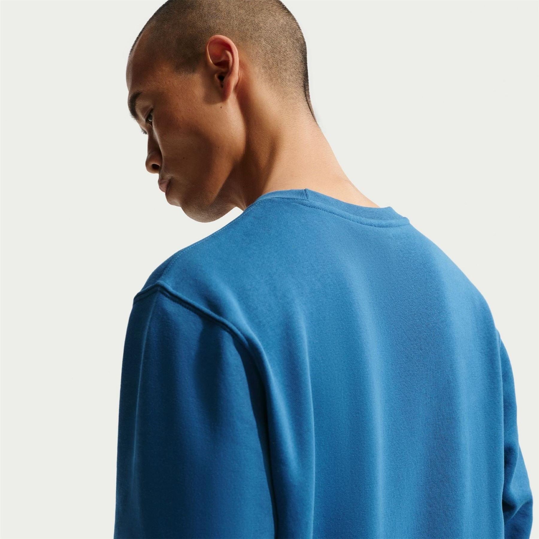Nike Sportswear Club Crew