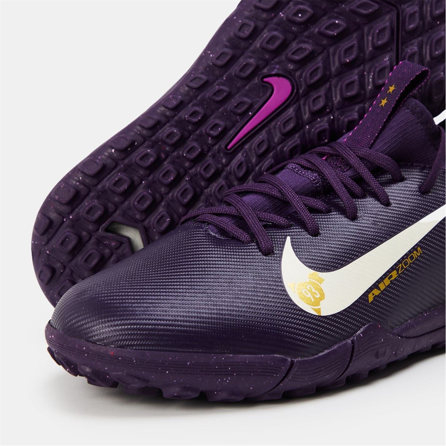 Nike Zoom Mercurial Vapor 16 Academy Juniors Astro Turf Football Boots