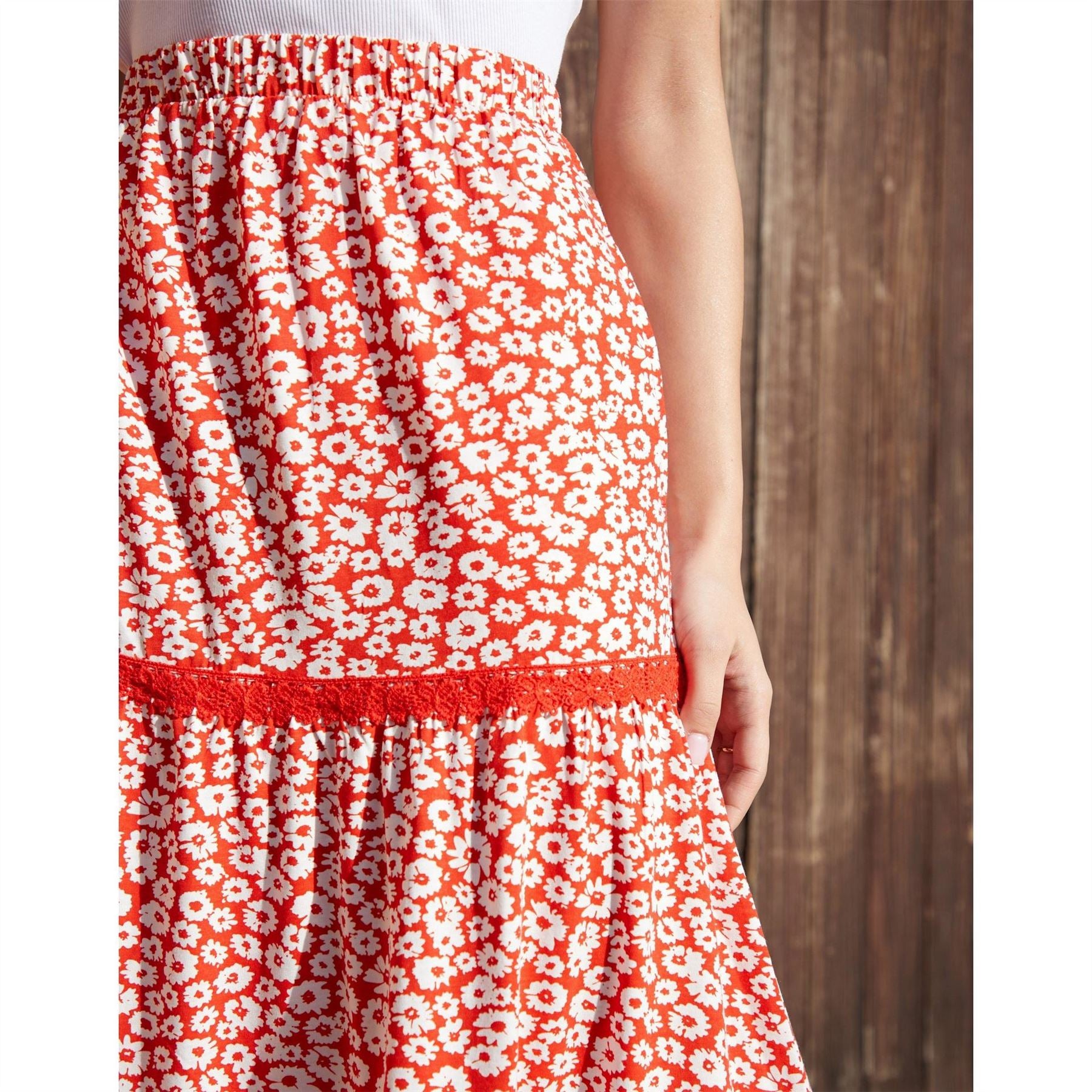 Threadbare Aubrie Maxi Floral Patterned Tiered Skirt