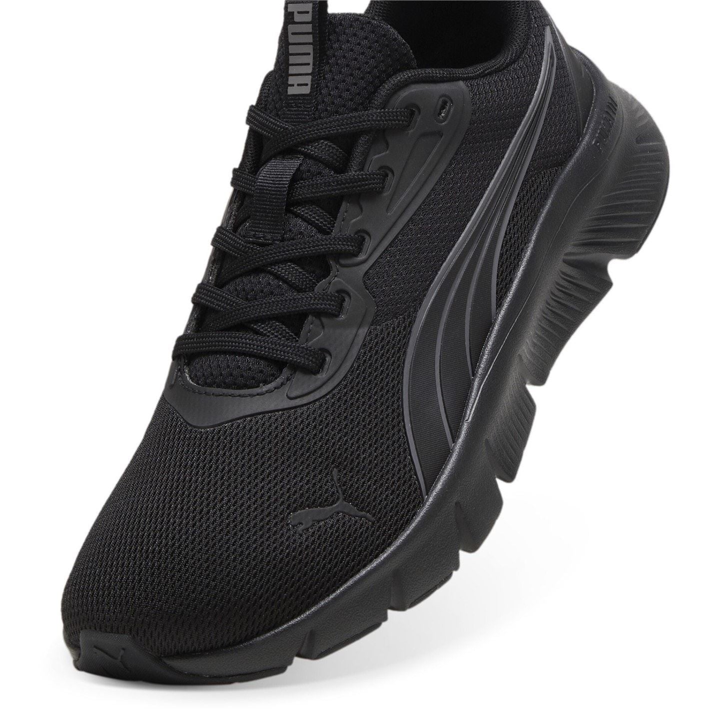 Puma Flexfocus Lite Low Top Flat Heel Sneakers