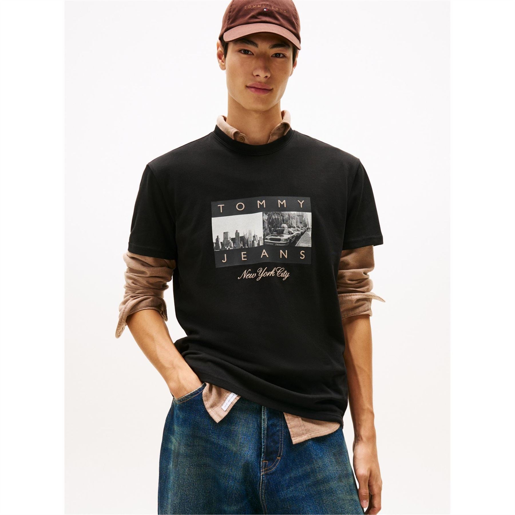 Tommy Jeans Flag Graphic Crew Neck Short Sleeve T-Shirt