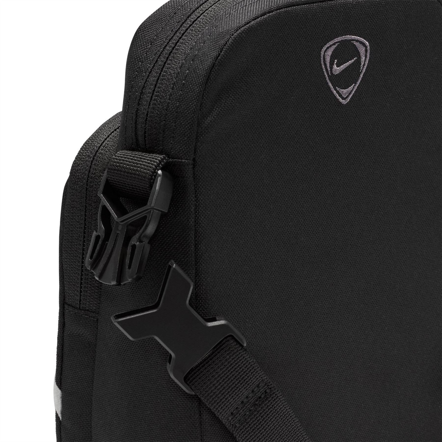Nike Heritage Cross Body Bag