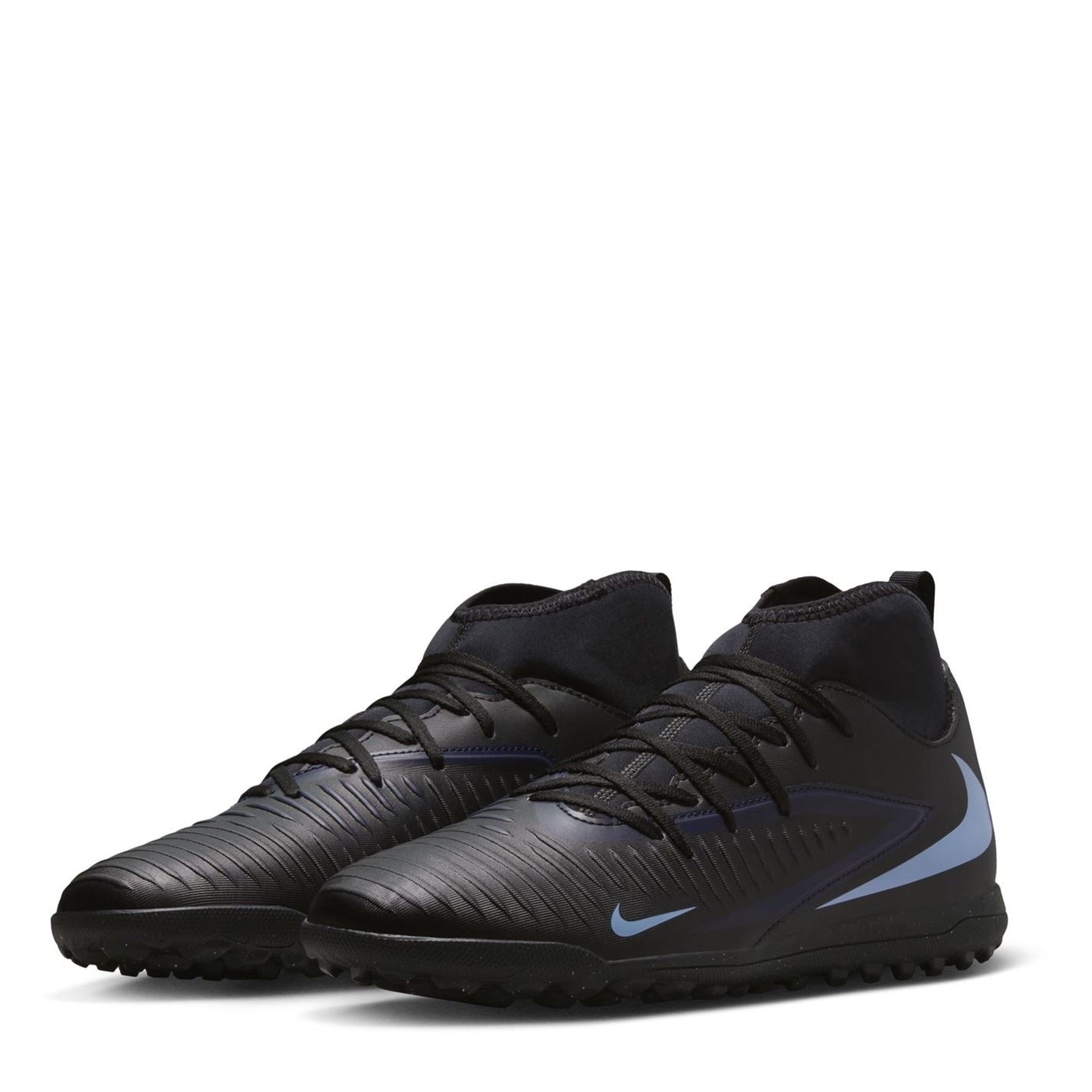 Nike Phantom 6 Club Adults Astro Turf Football Boots