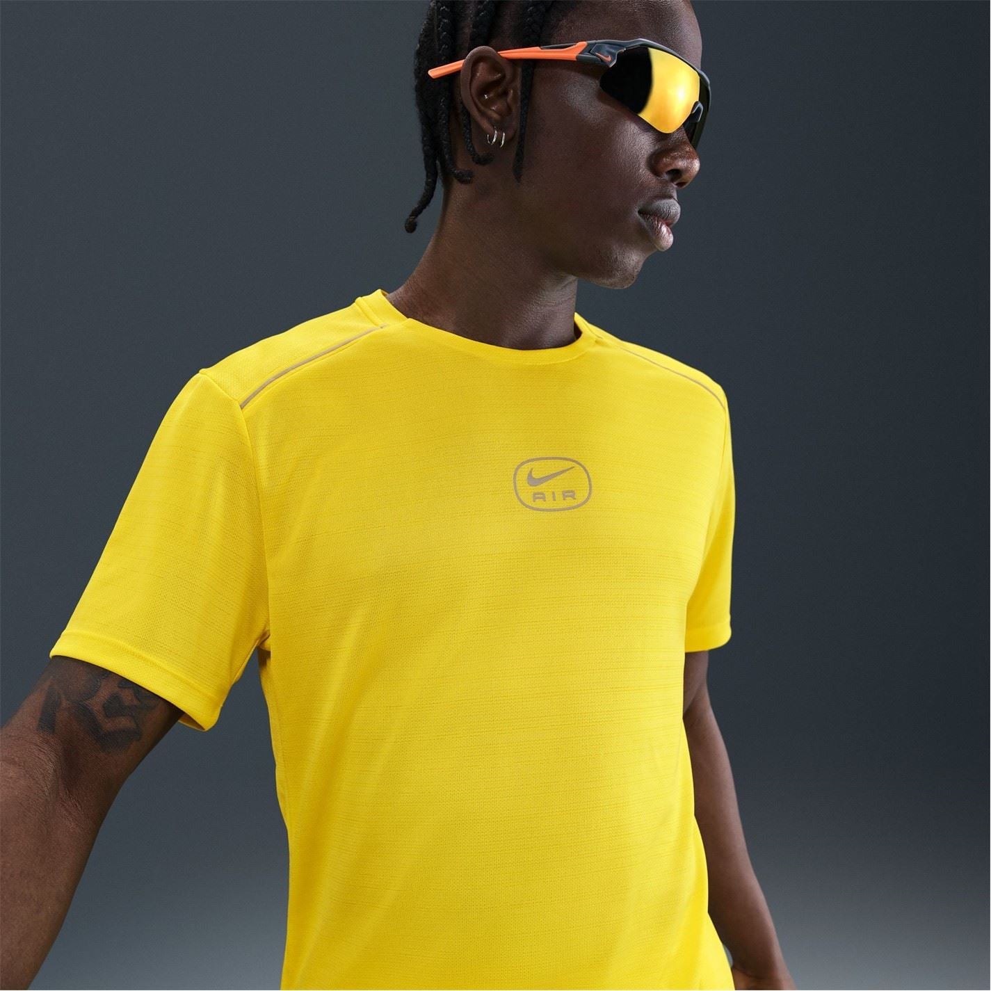 Nike Air Run Athletic Regular Fit T-Shirt