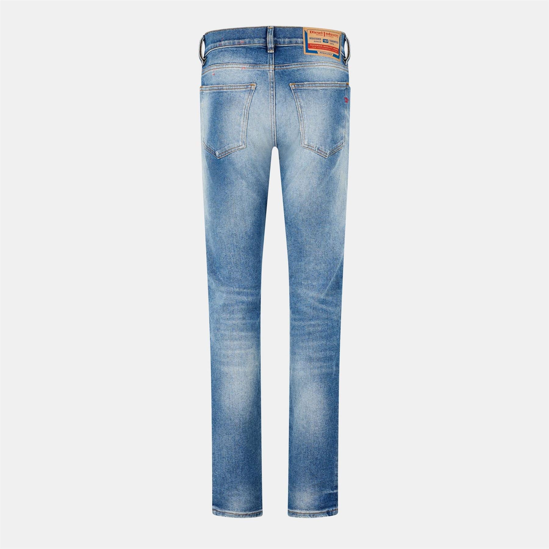 Diesel 2019 D Strukt