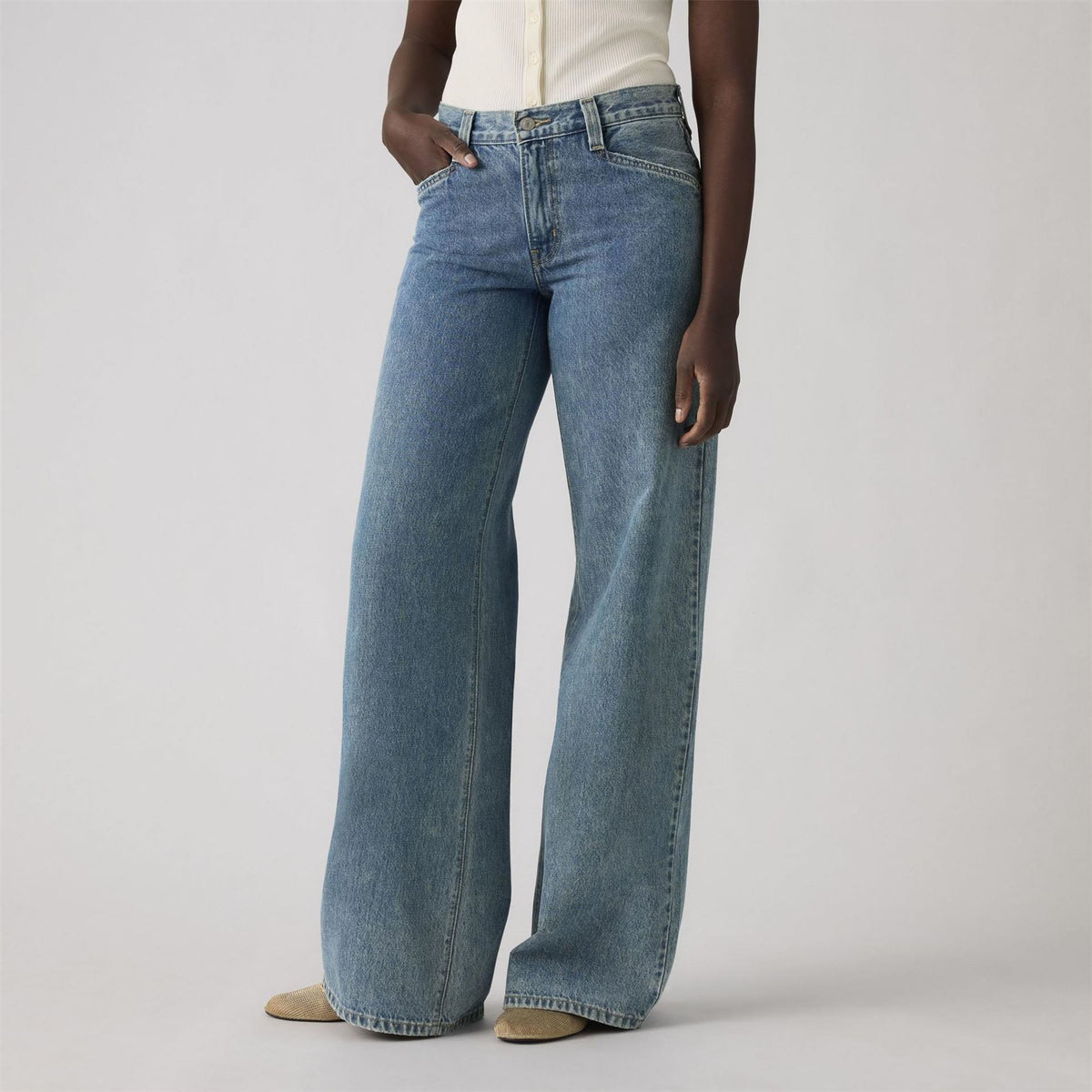 Levis 94 Baggy Wide Leg Jeans