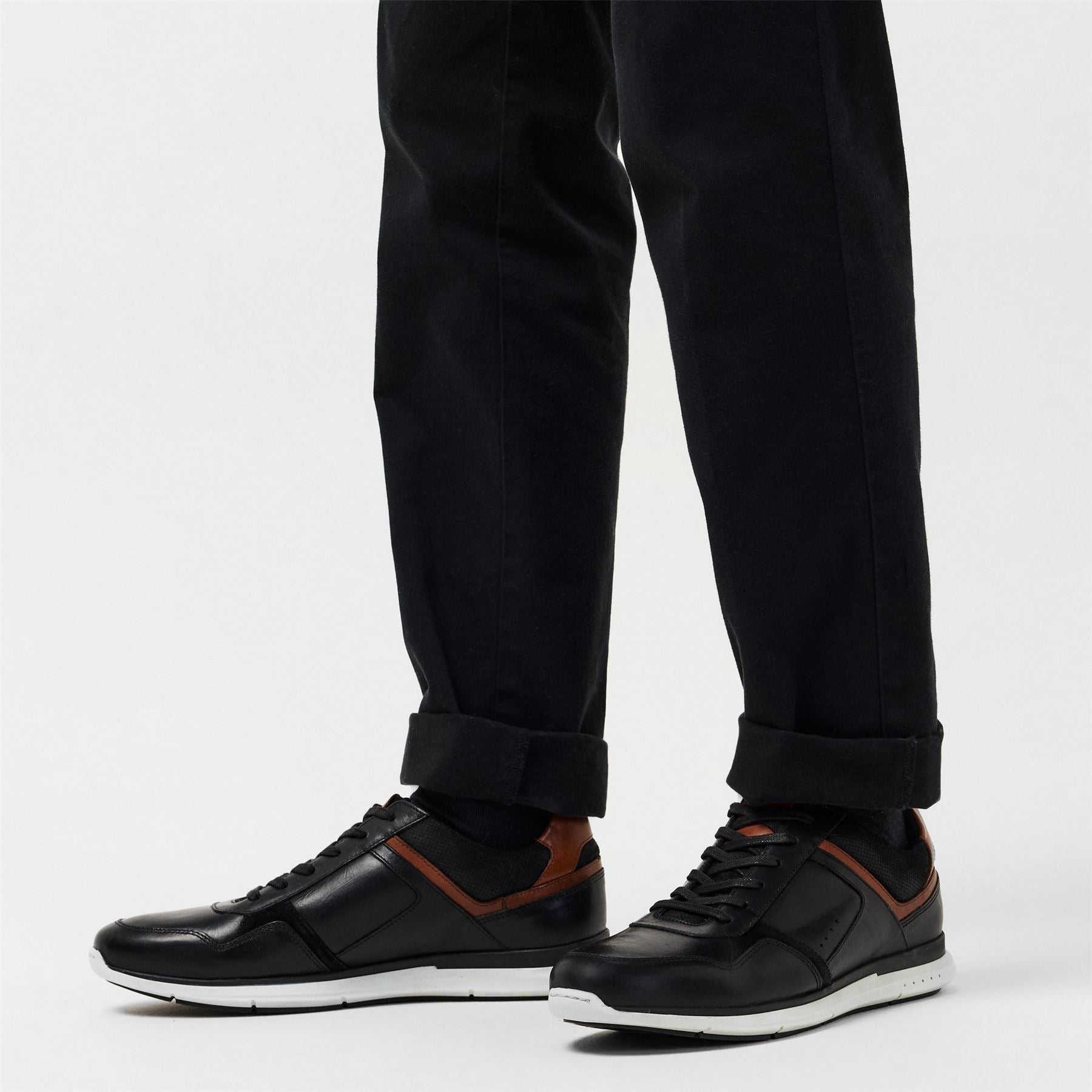 Dune London Torben Trainer