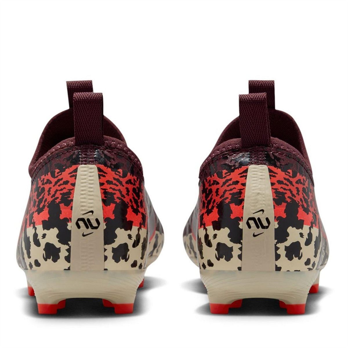 Nike Merc Acad FG Low Top Sneakers